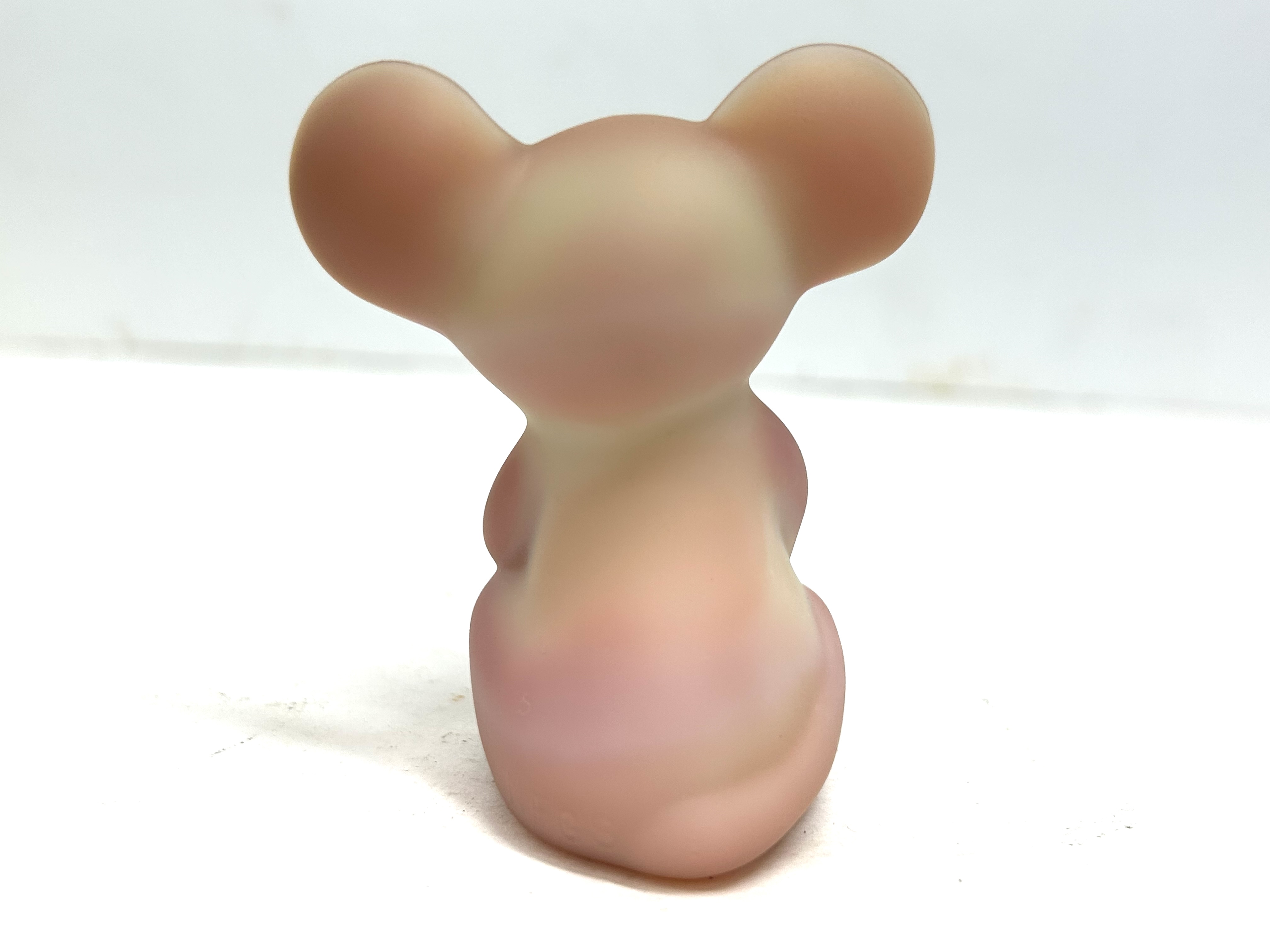 FENTON BURMESE SATIN MOUSE, 2012
