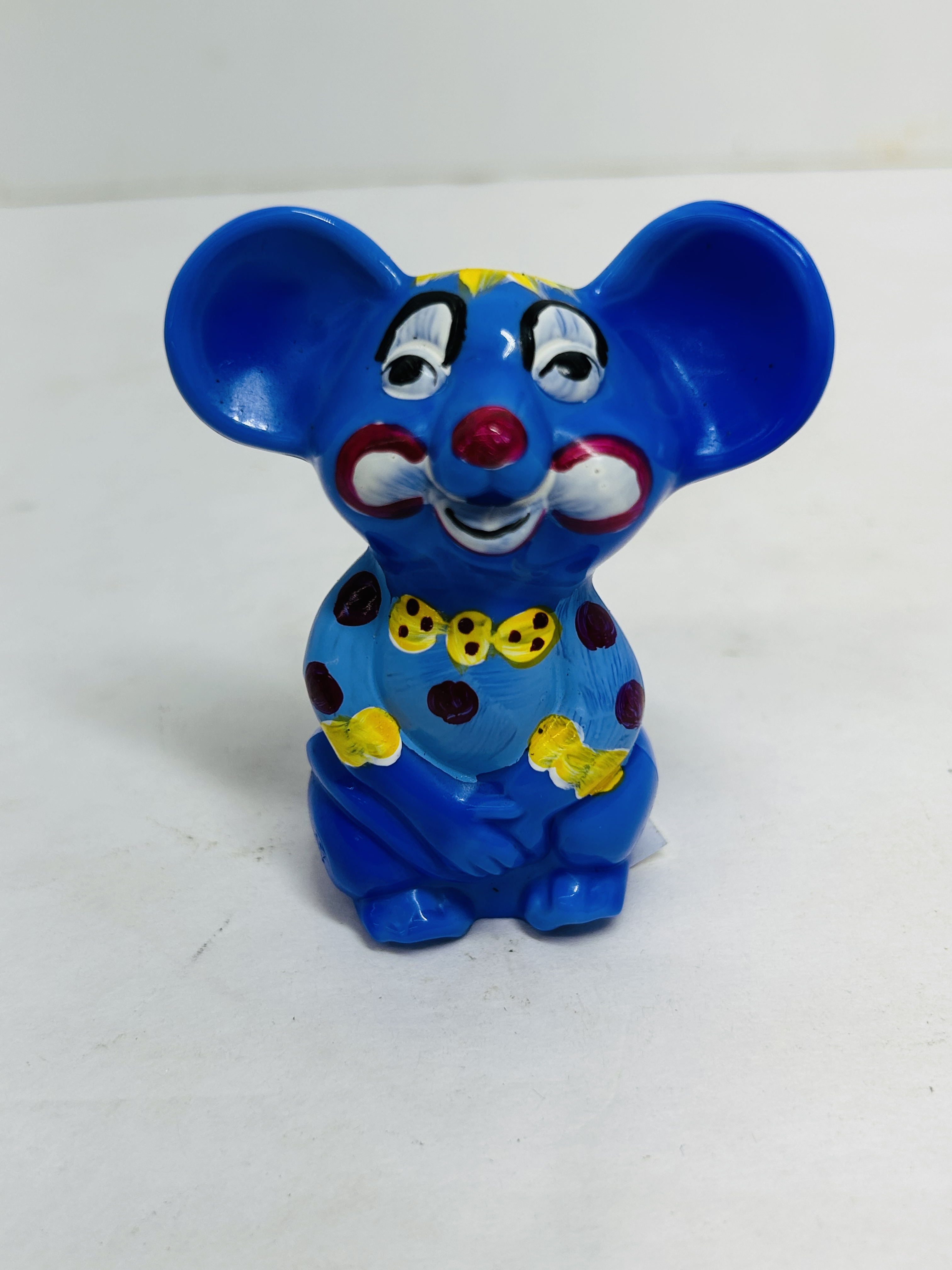 FENTON CLOWN MOUSE ART GLASS, 2004