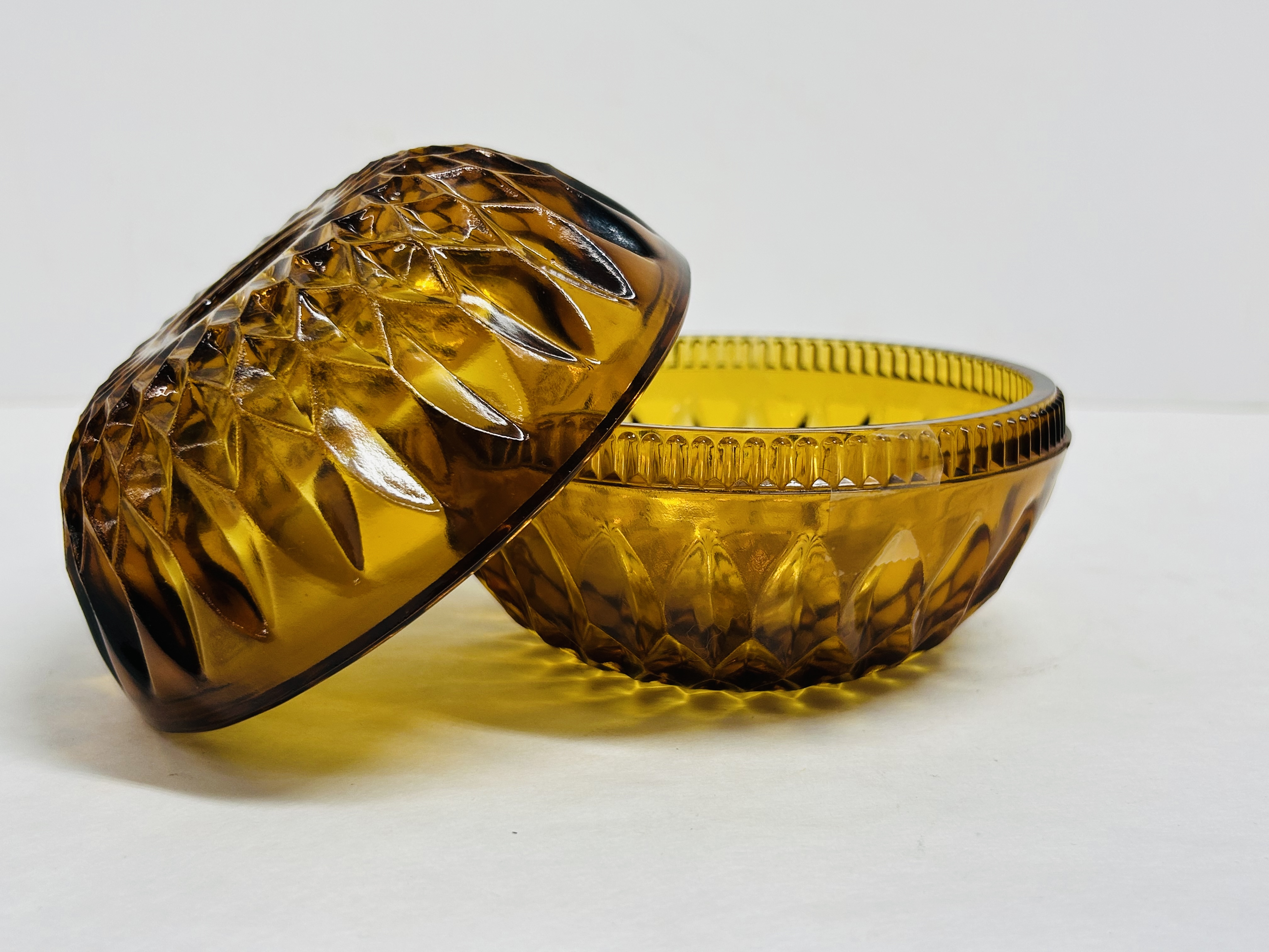 INDIANA GLASS AMBER PRESSED GLASS JAR, C. 1960