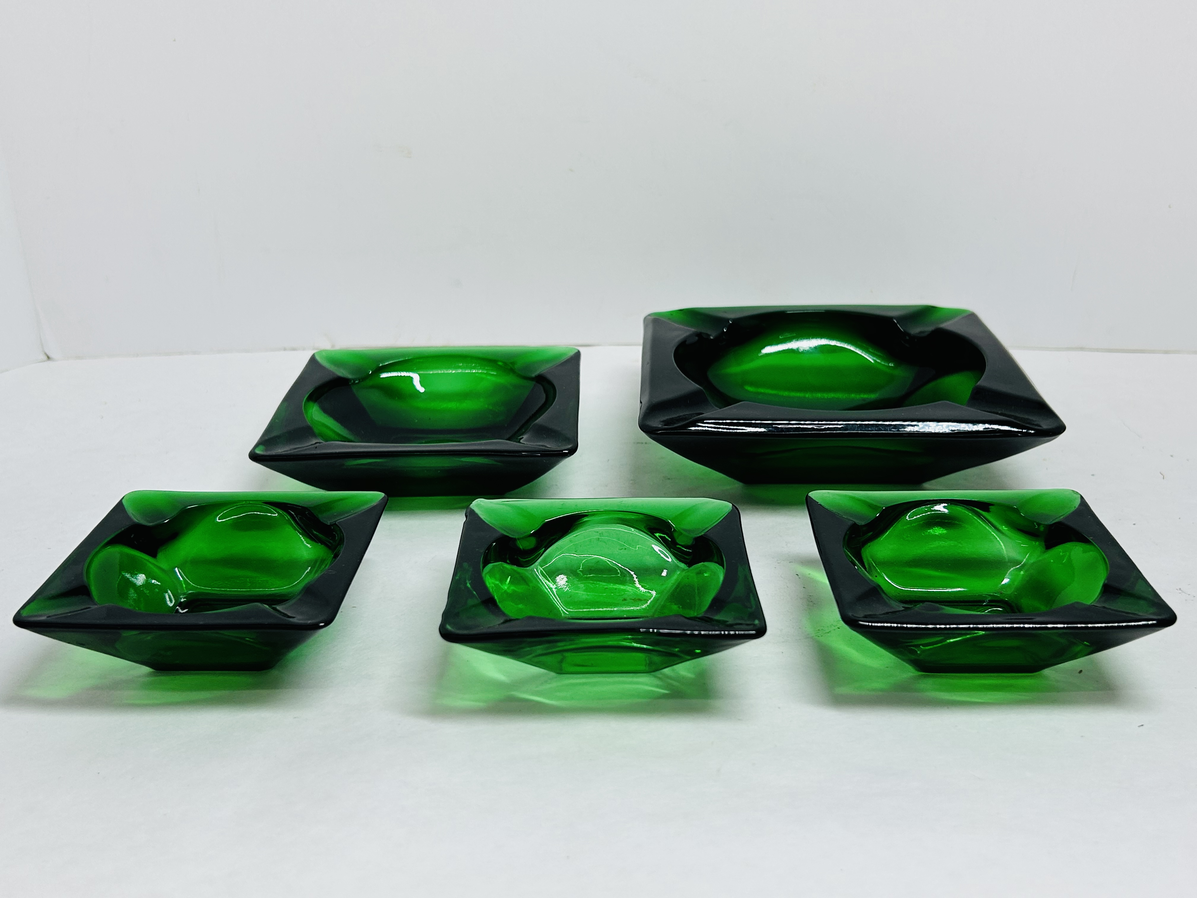 ANCHOR HOCKING GLASS ASHTRAYS, 1950S