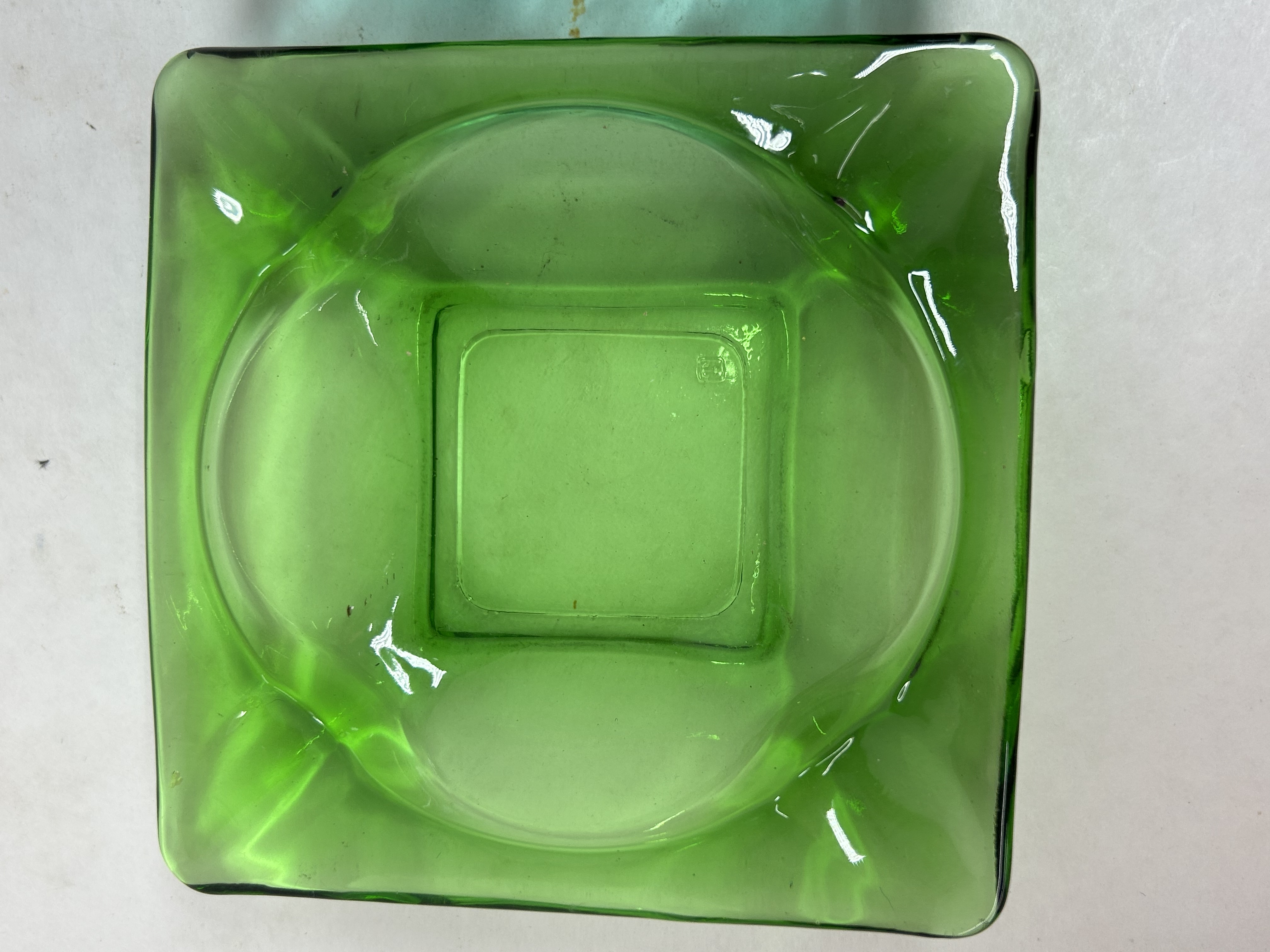 HAZEL-ATLAS AND INDIANA GLASS ASHTRAYS, 1960S