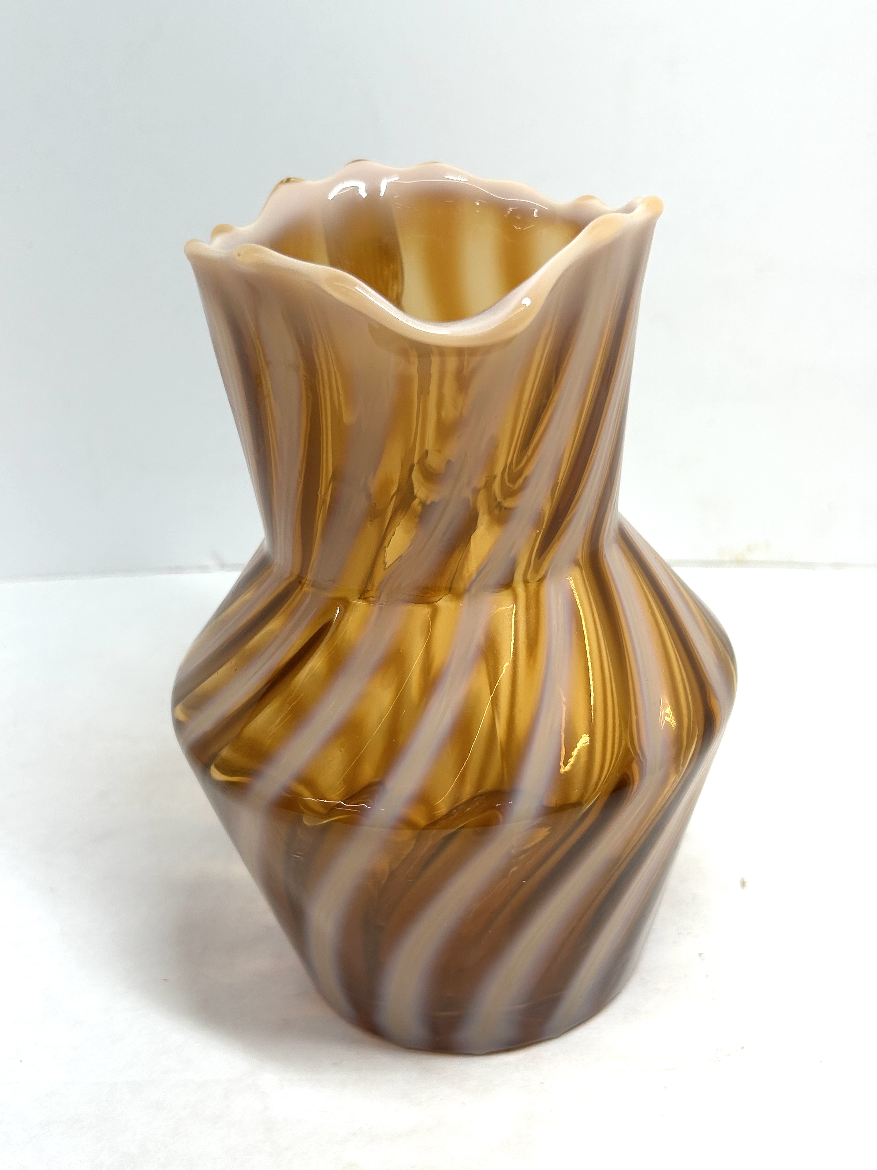FENTON AUTUMN GOLD OPALESCENT PITCHER