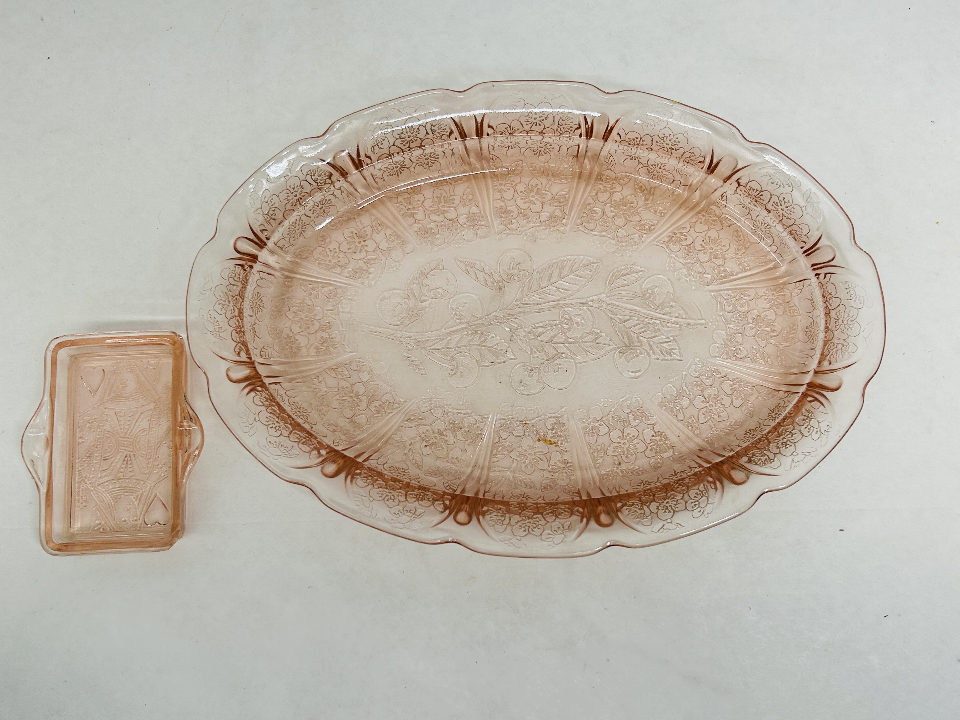 JEANNETTE ATTRIBUTED PINK GLASS, C. 1930S
