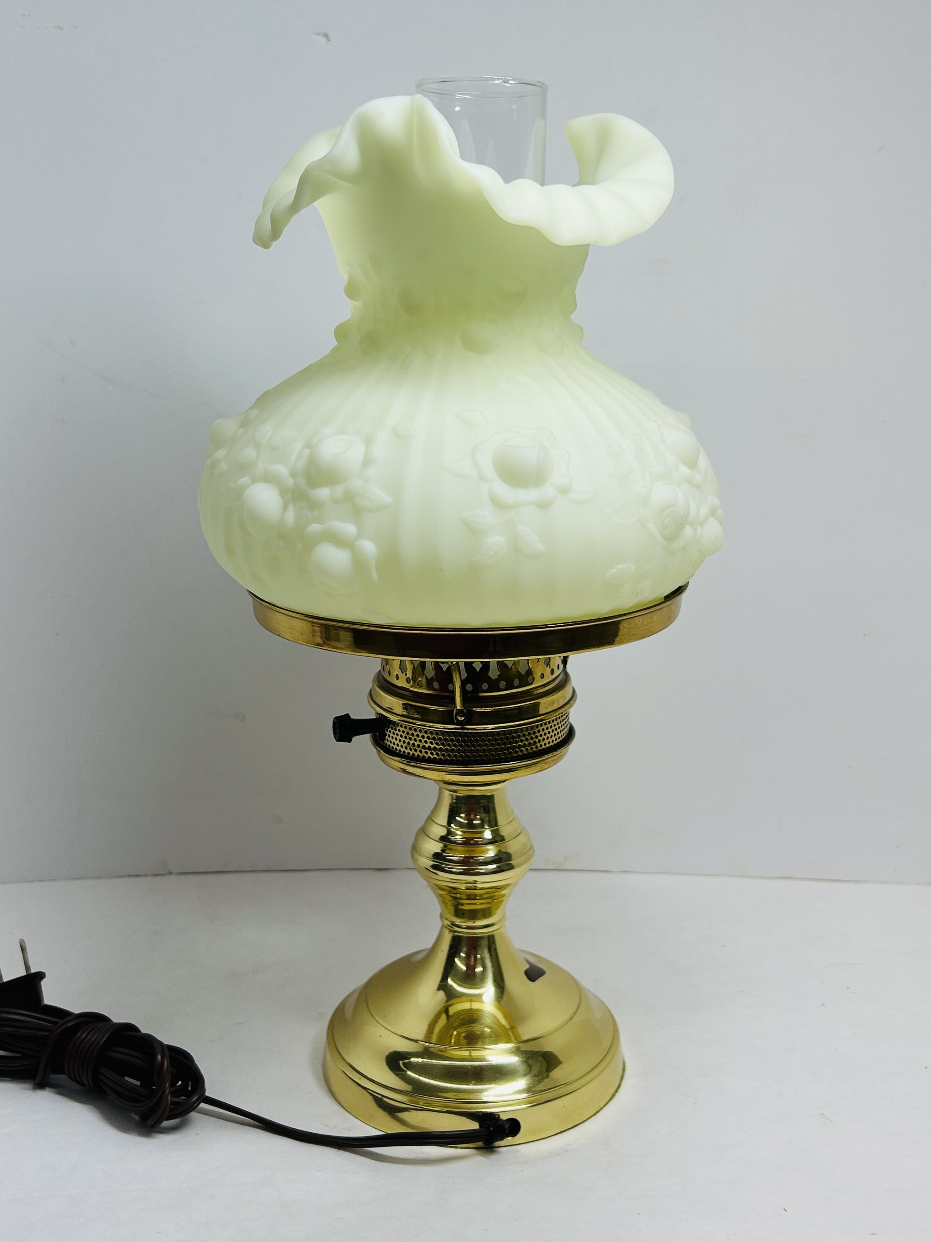 FENTON CUSTARD LAMP, C.1970
