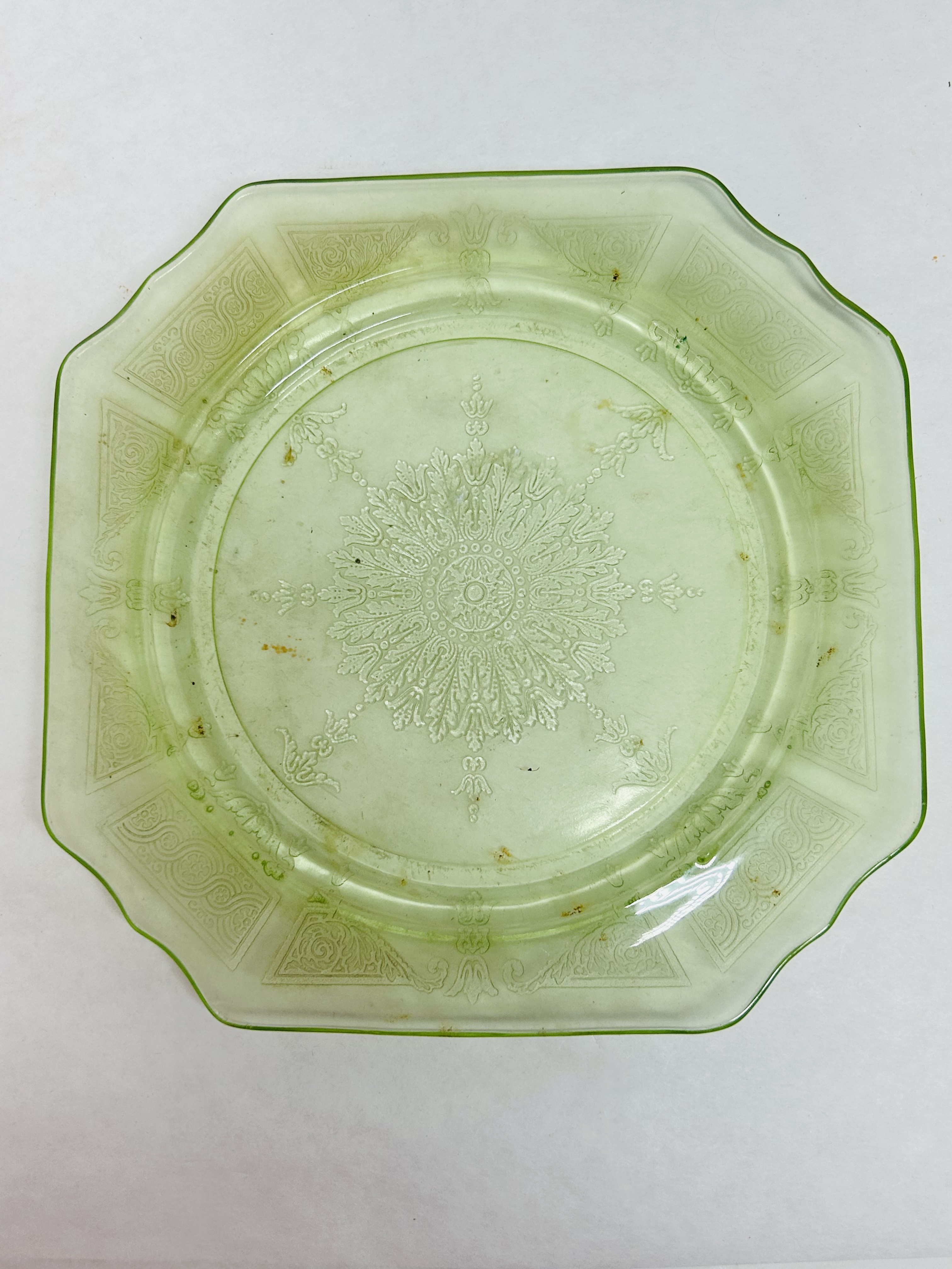 HOCKING PRINCESS URANIUM PLATE, 1930S