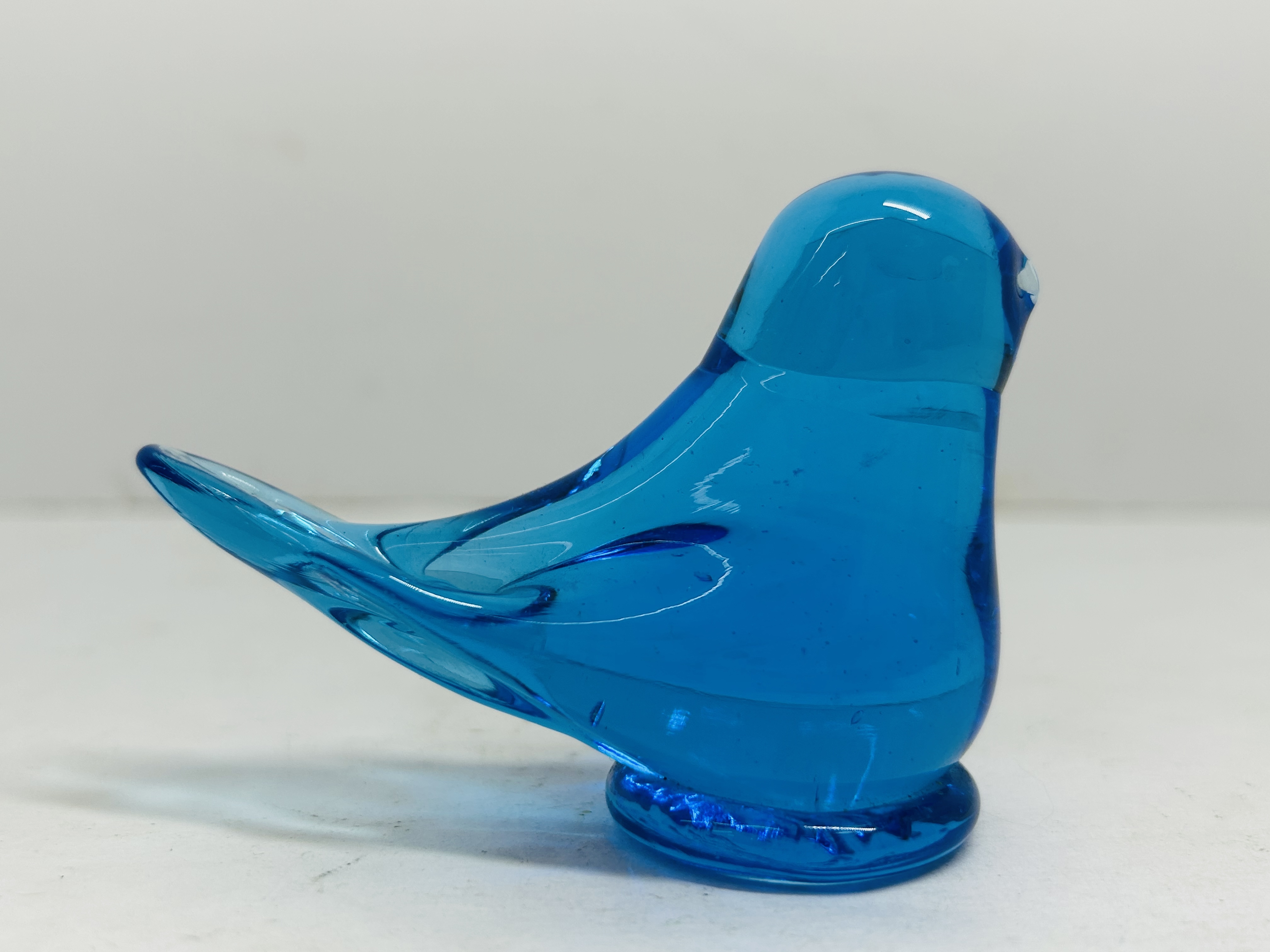 LEO WARD GLASS BLUEBIRD, 1985