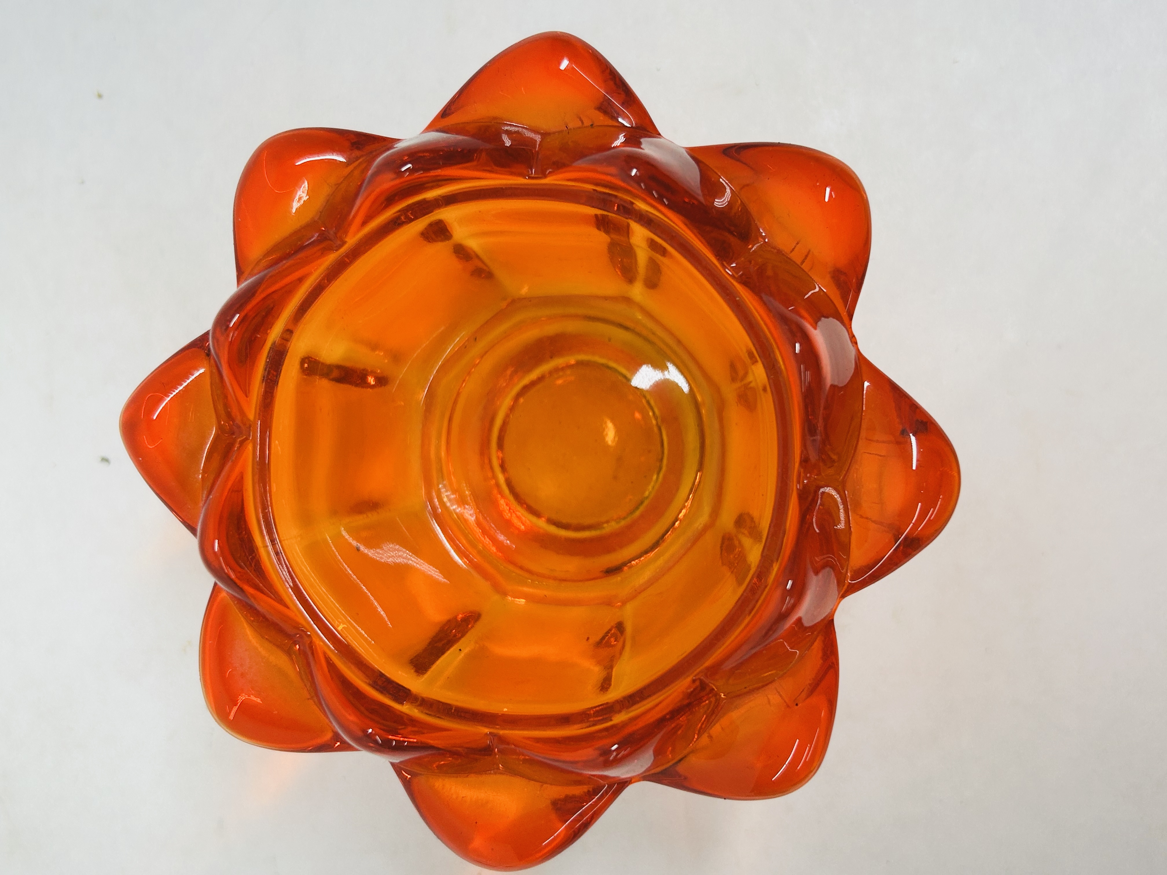 VIKING AMBERINA GLASS BOWL, C. 1960