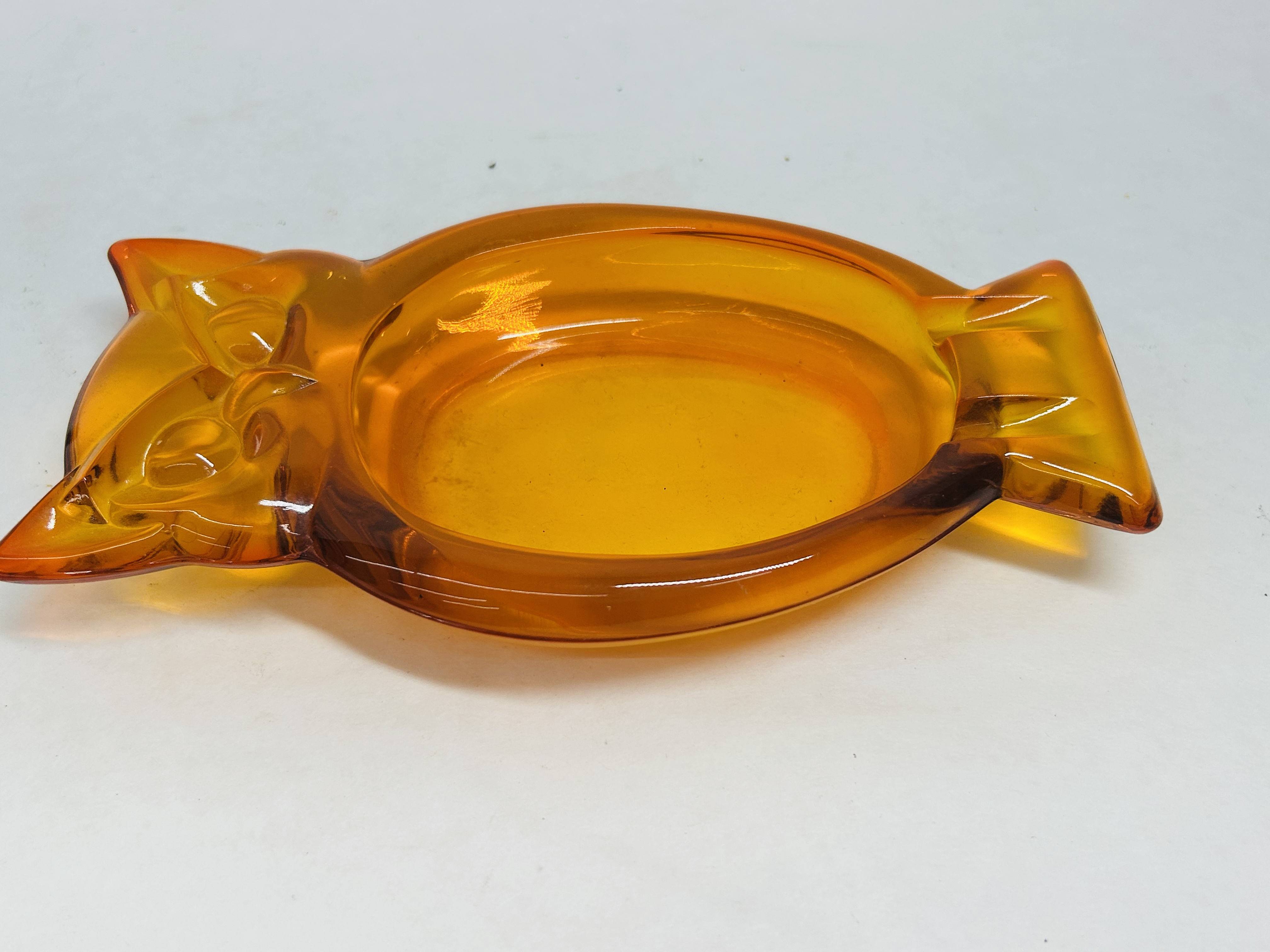VIKING ATTRIBUTED AMBER GLASS OWL DISH, 1970