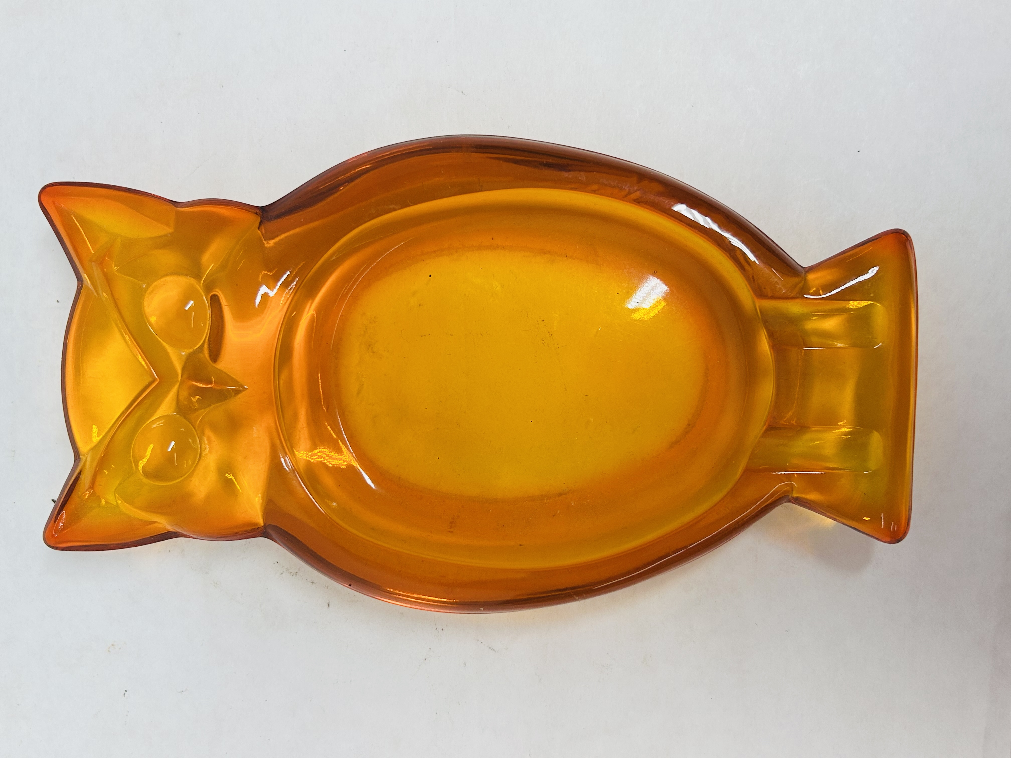 VIKING ATTRIBUTED AMBER GLASS OWL DISH, 1970