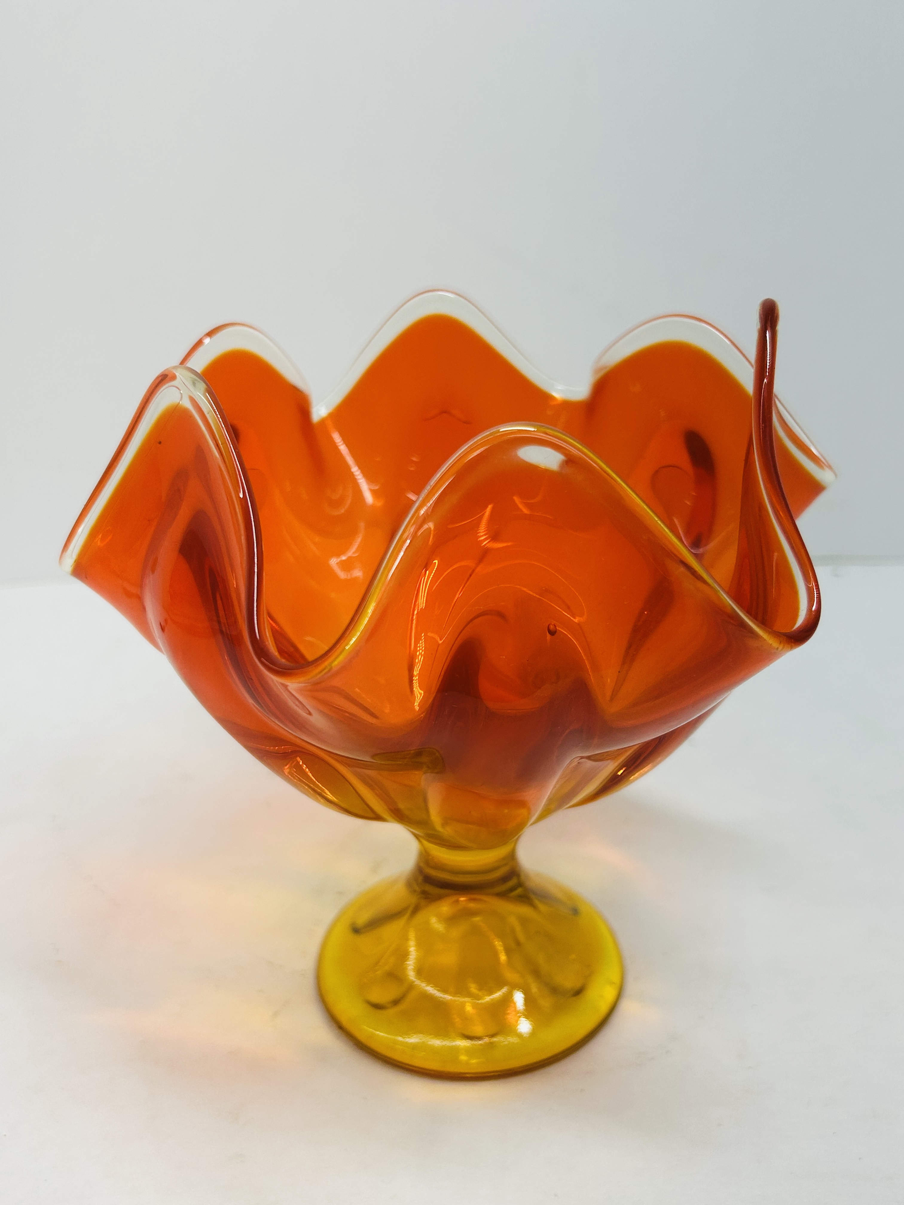 VIKING AMBERINA GLASS BOWL, C. 1960