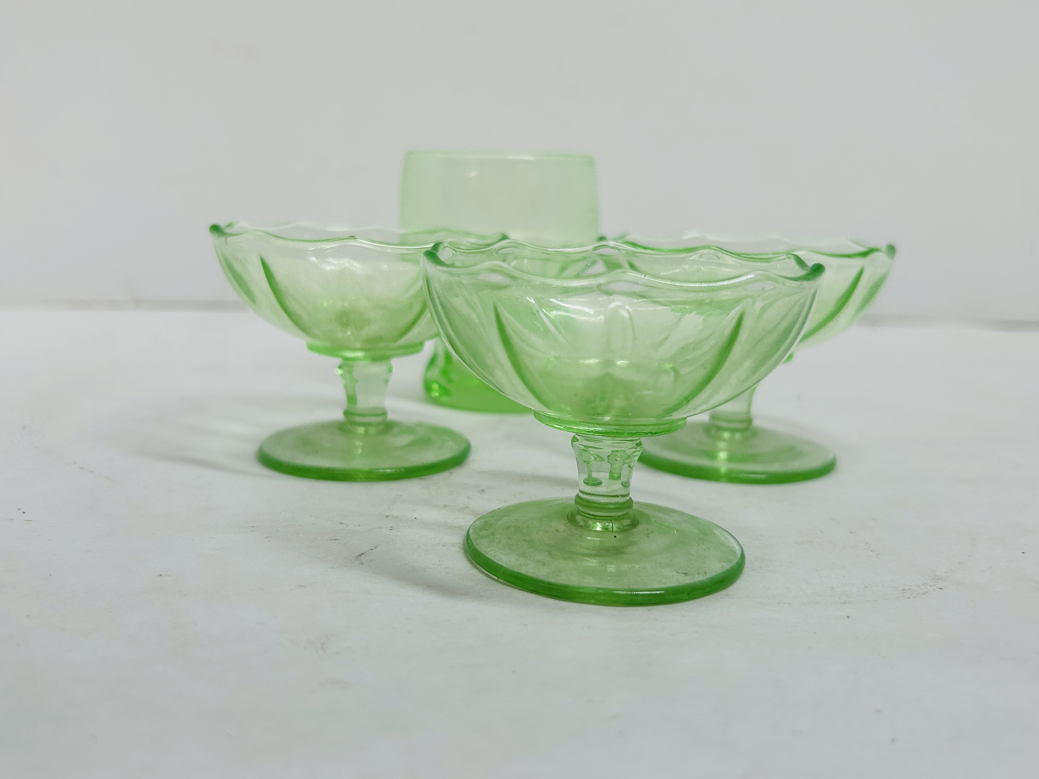 AMERICAN GREEN URANIUM GLASS COLLECTION C1930