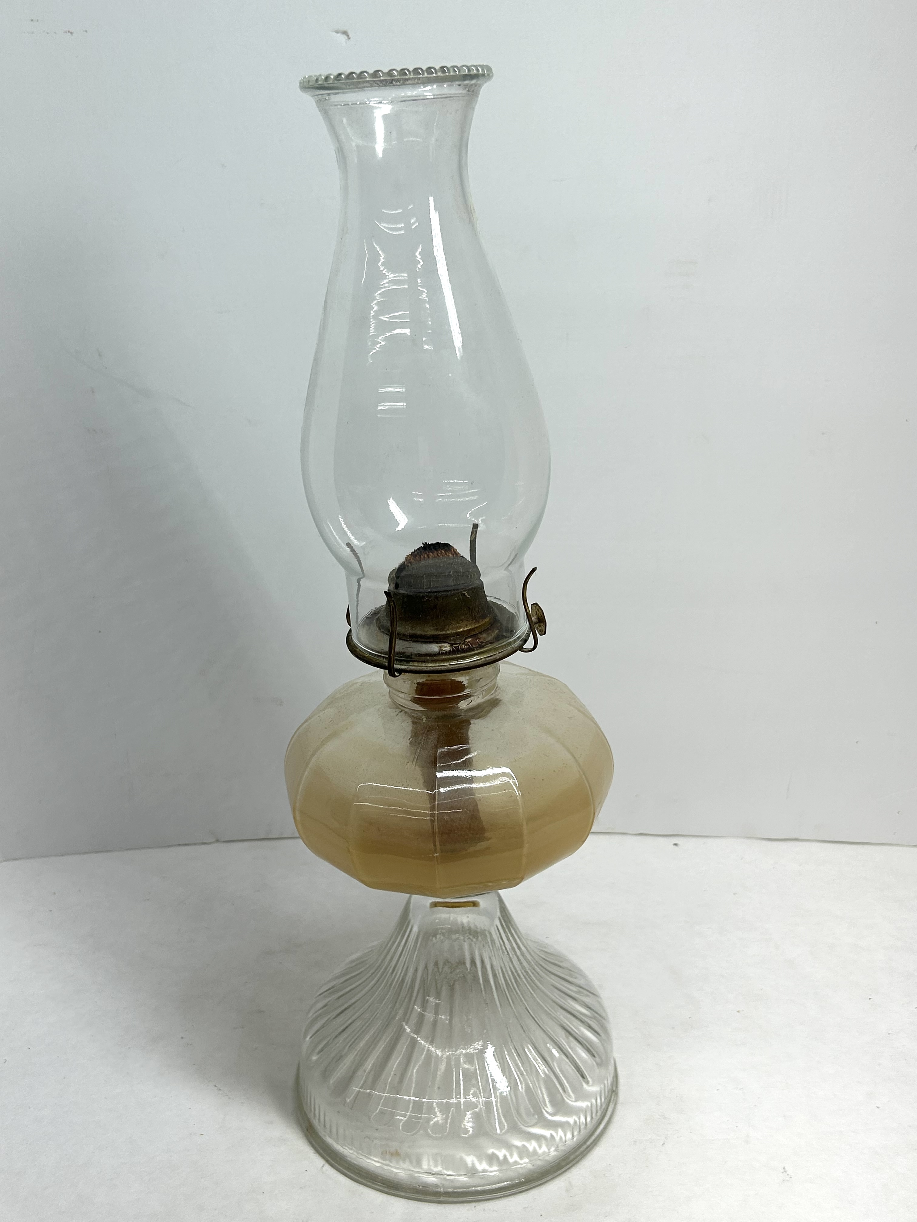 EAGLE GLASS KEROSENE LAMP, 20TH CENTURY