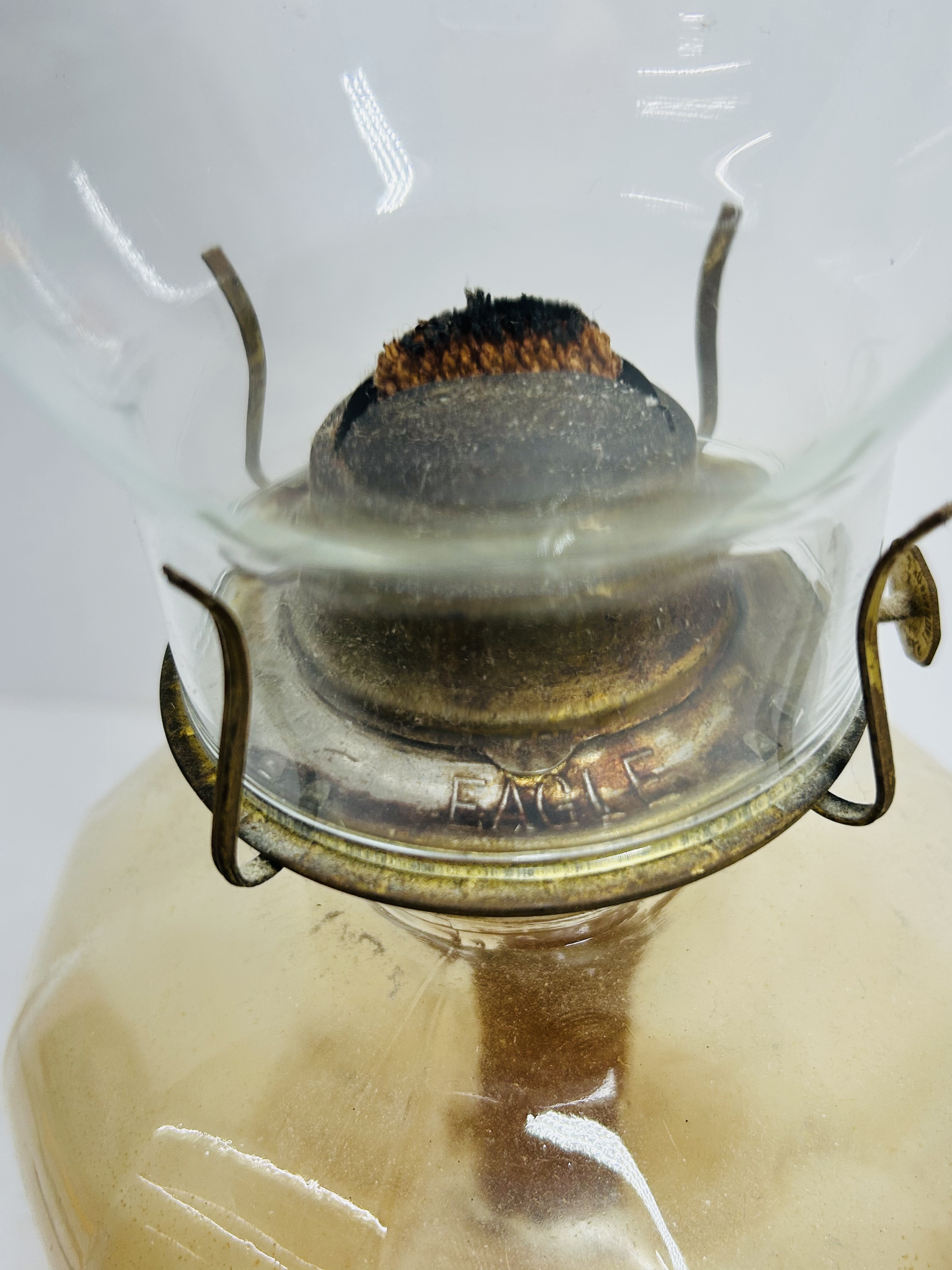 EAGLE GLASS KEROSENE LAMP, 20TH CENTURY