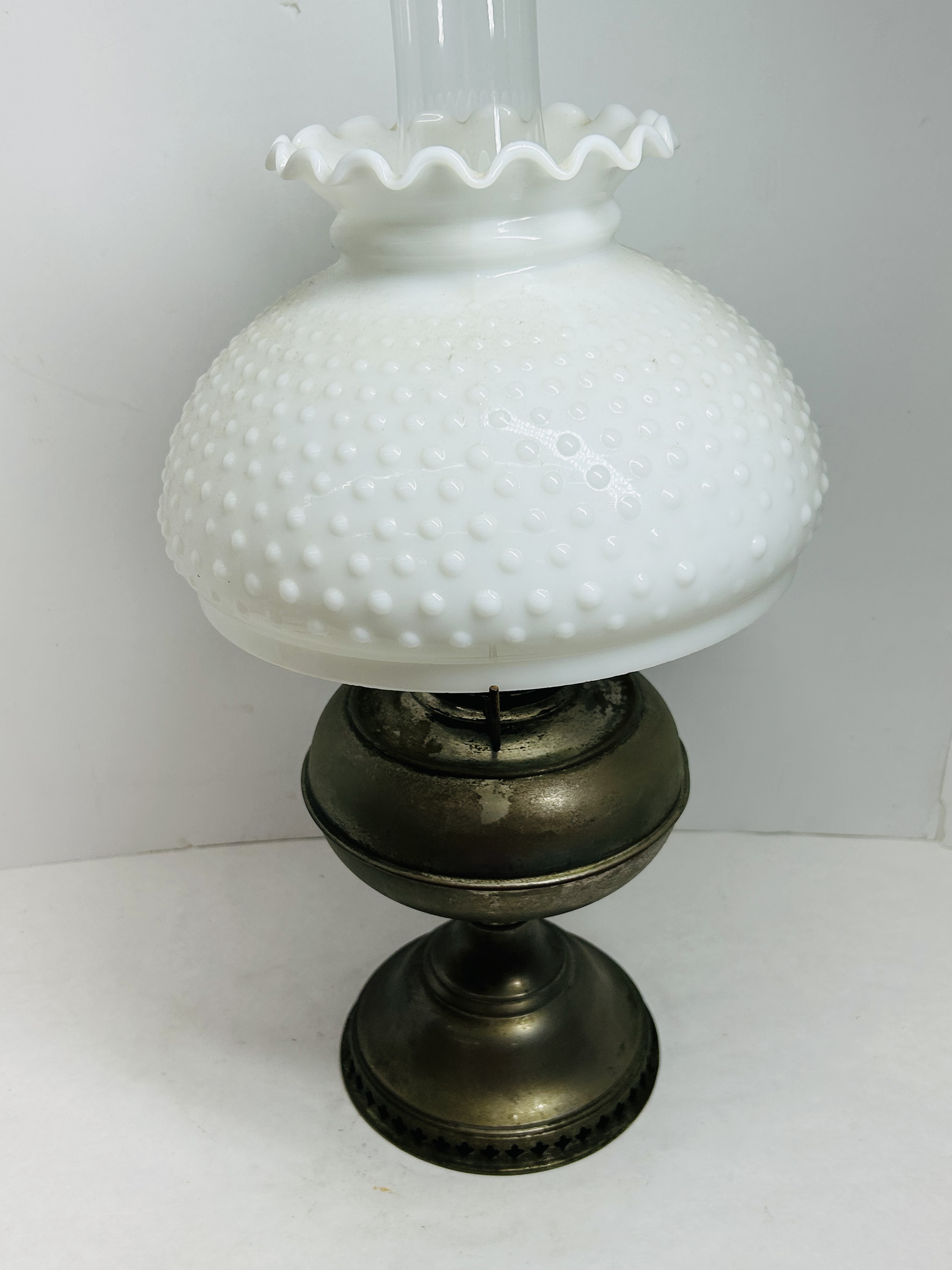 AMERICAN HOBNAIL GLASS OIL LAMP, C. 1900