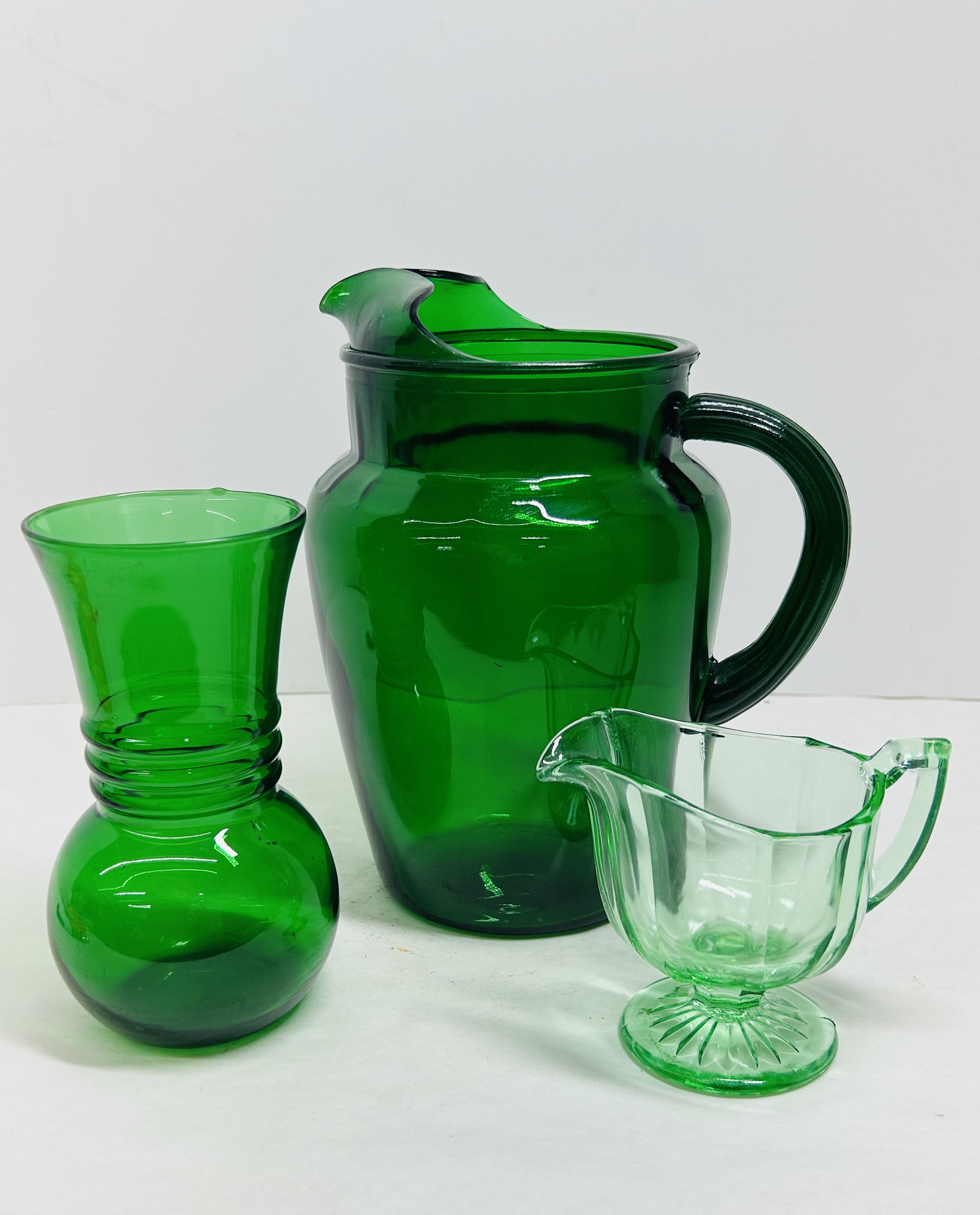 ANCHOR HOCKING STYLE GLASSWARE, MID-CENTURY