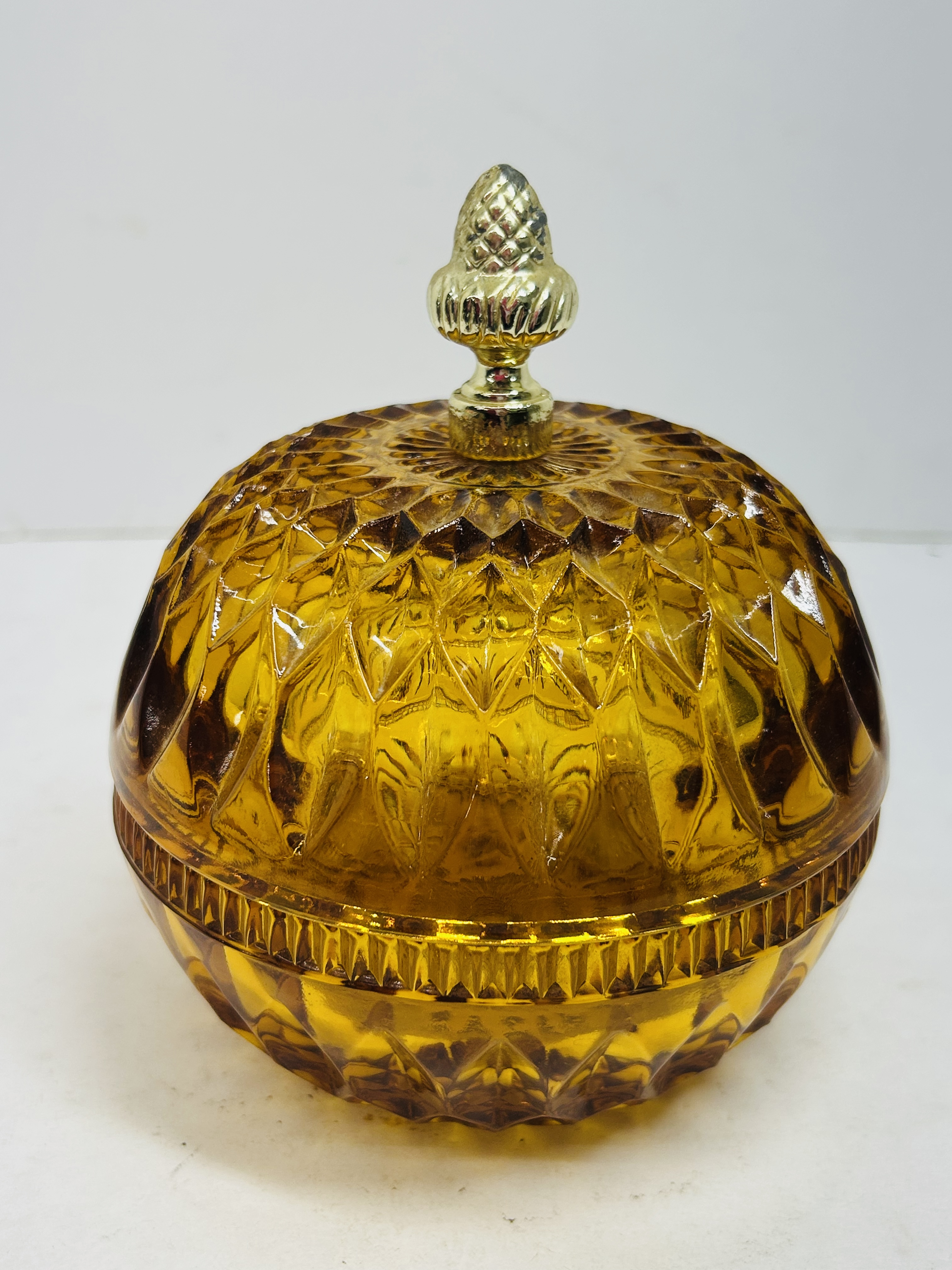 INDIANA GLASS STYLE AMBER BOWL, 1960S