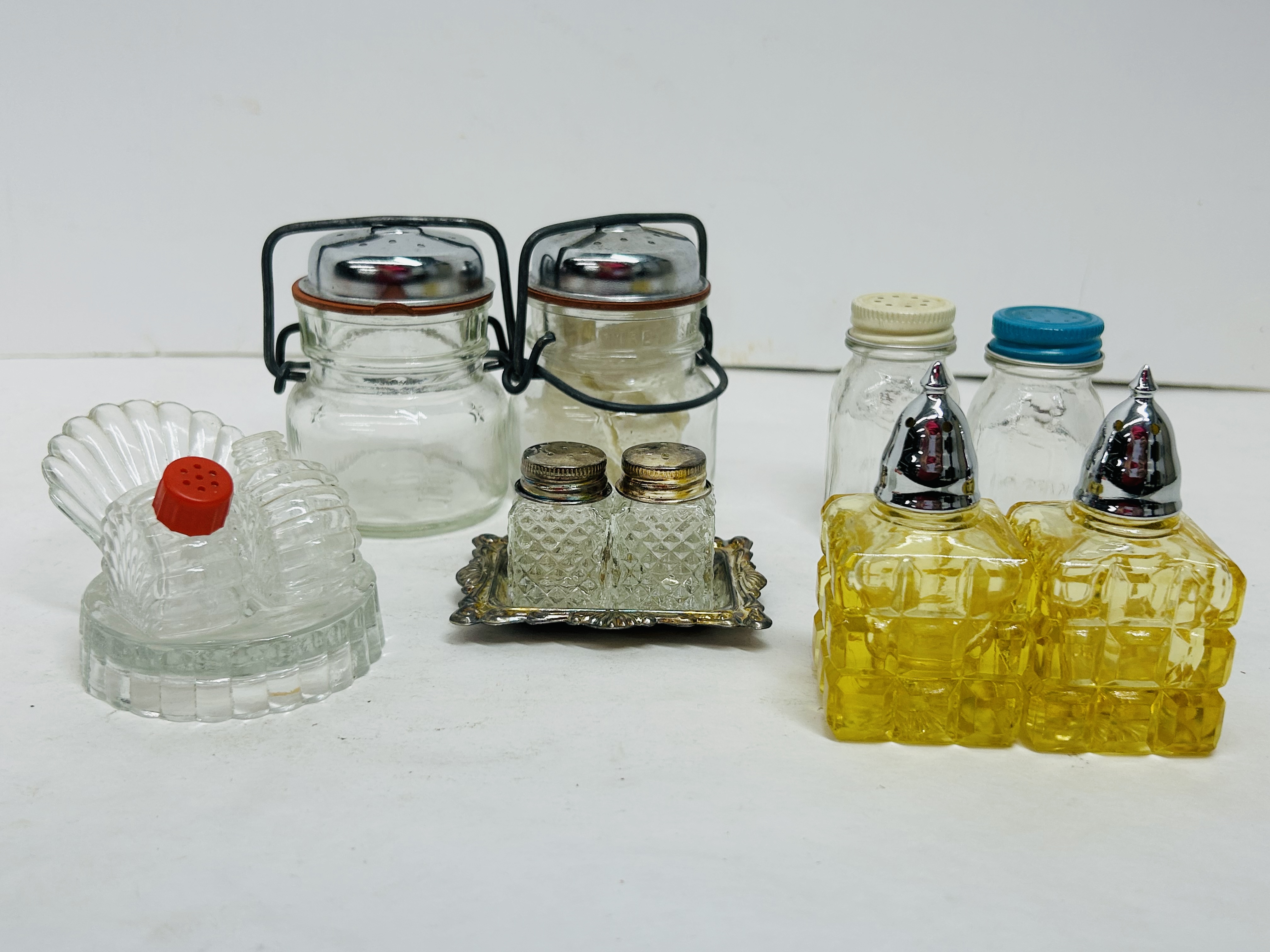 BALL AND ASSORTED GLASS SHAKERS