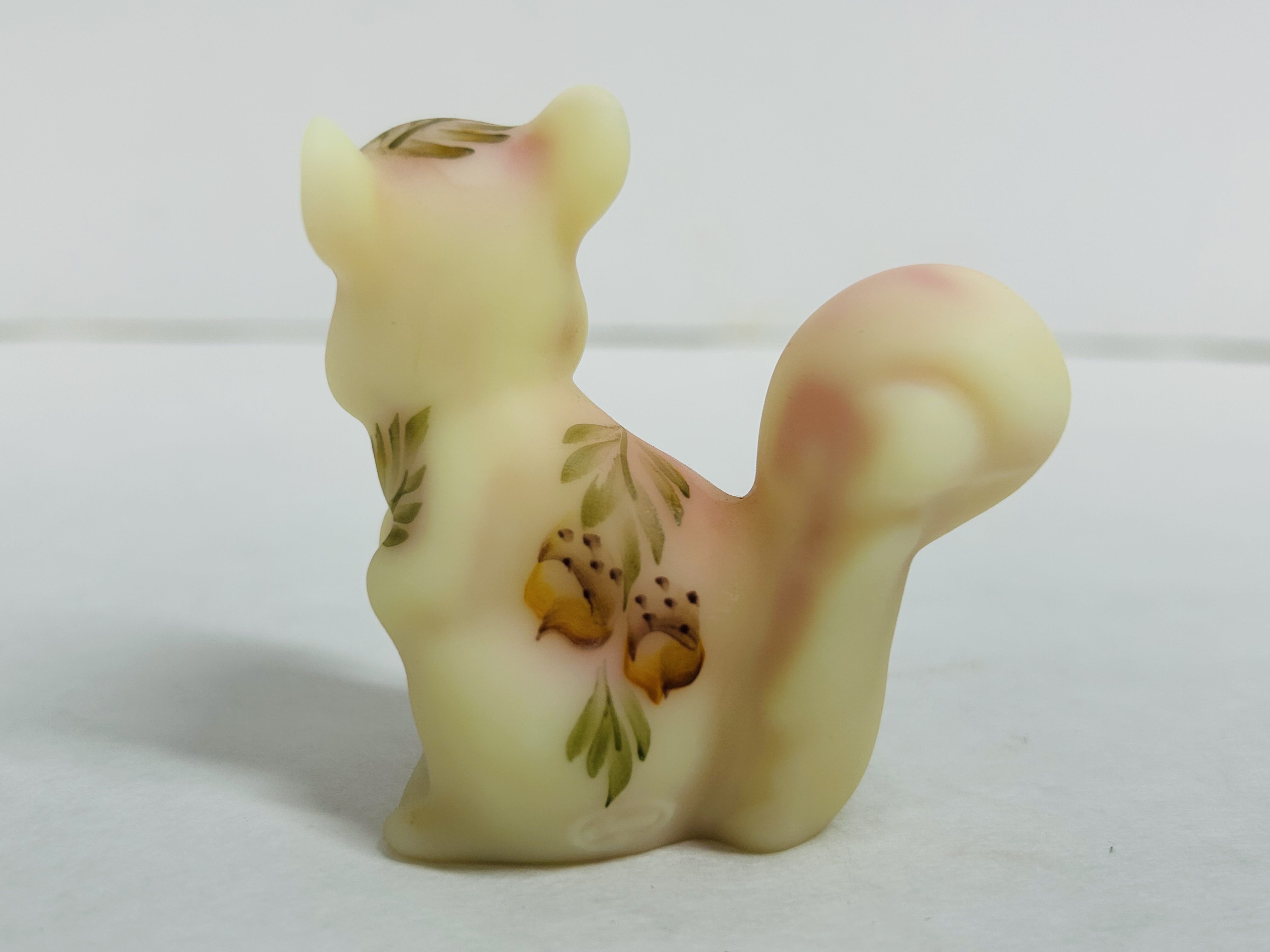 FENTON BURMESE GLASS SQUIRREL, 1970S