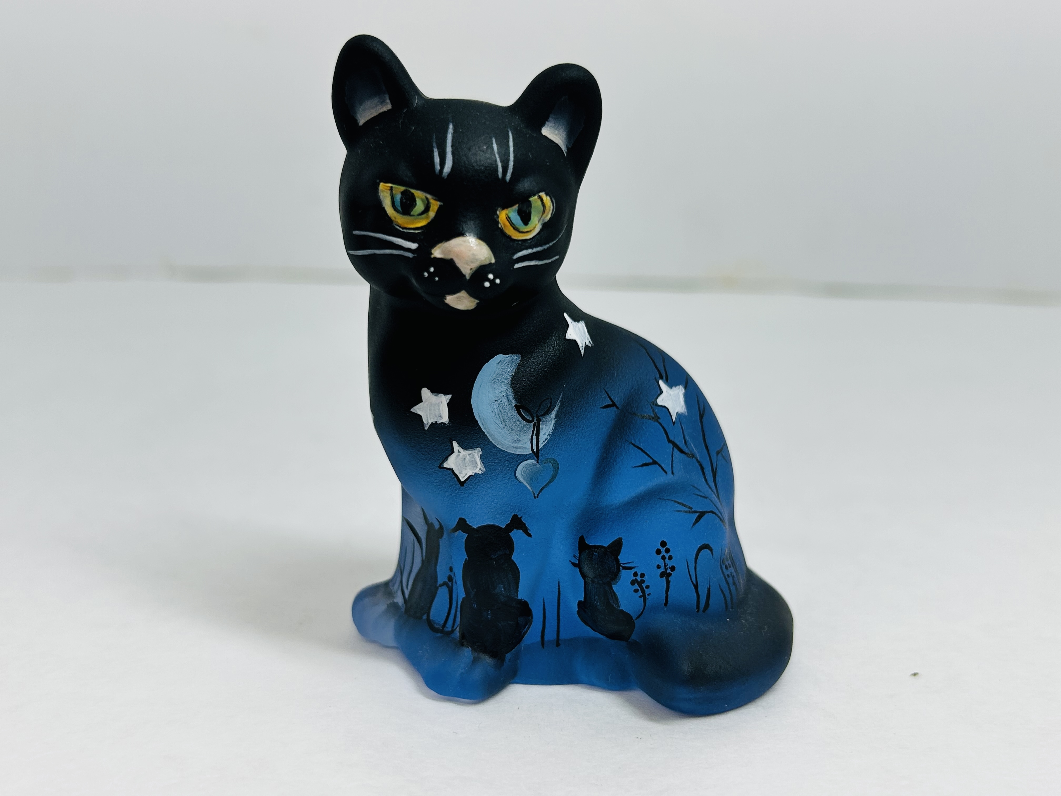 KIM BARLEY SEATED CAT GLASS, 2024