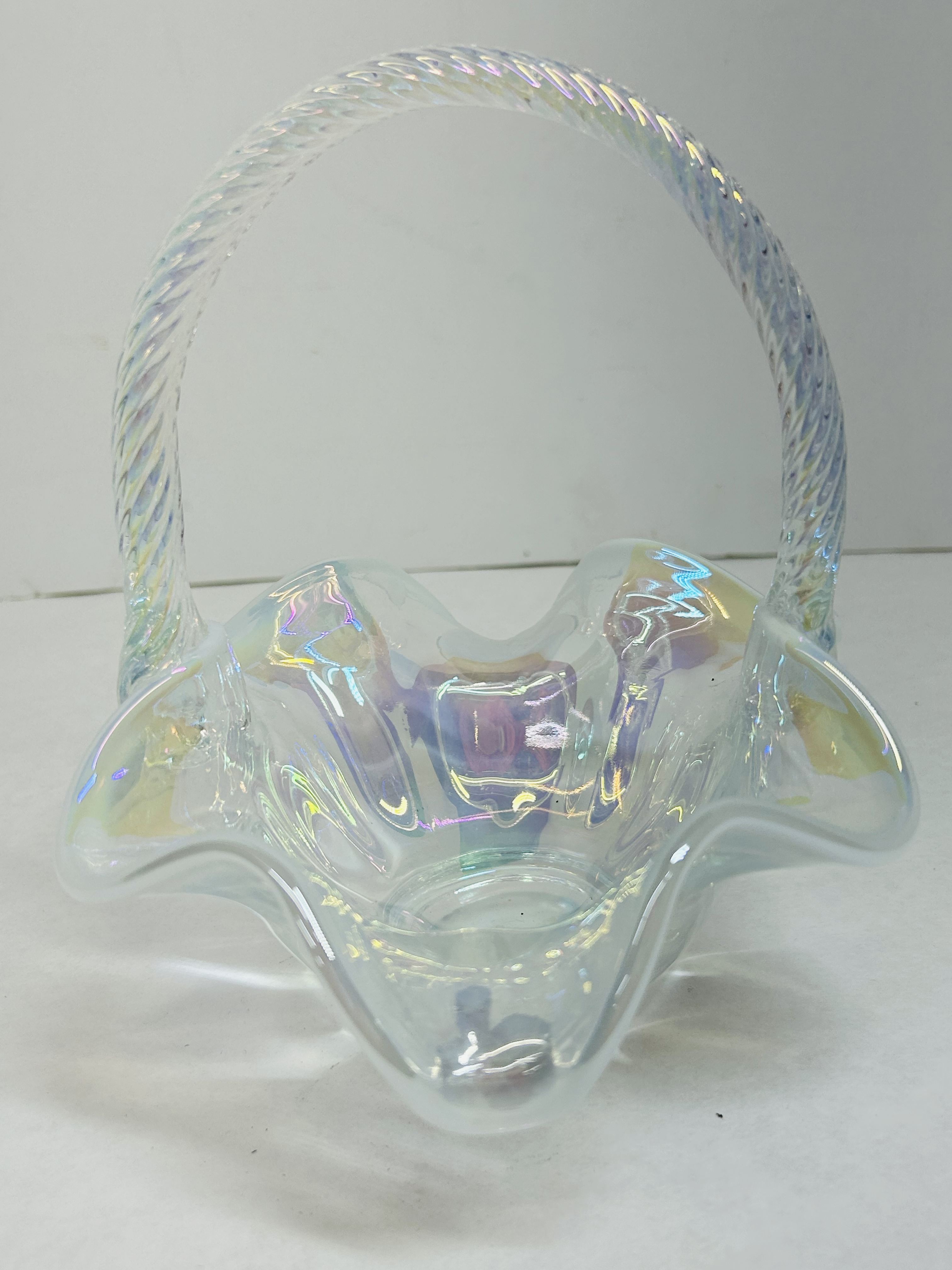 FENTON IRIDESCENT OPALESCENT GLASS BASKET