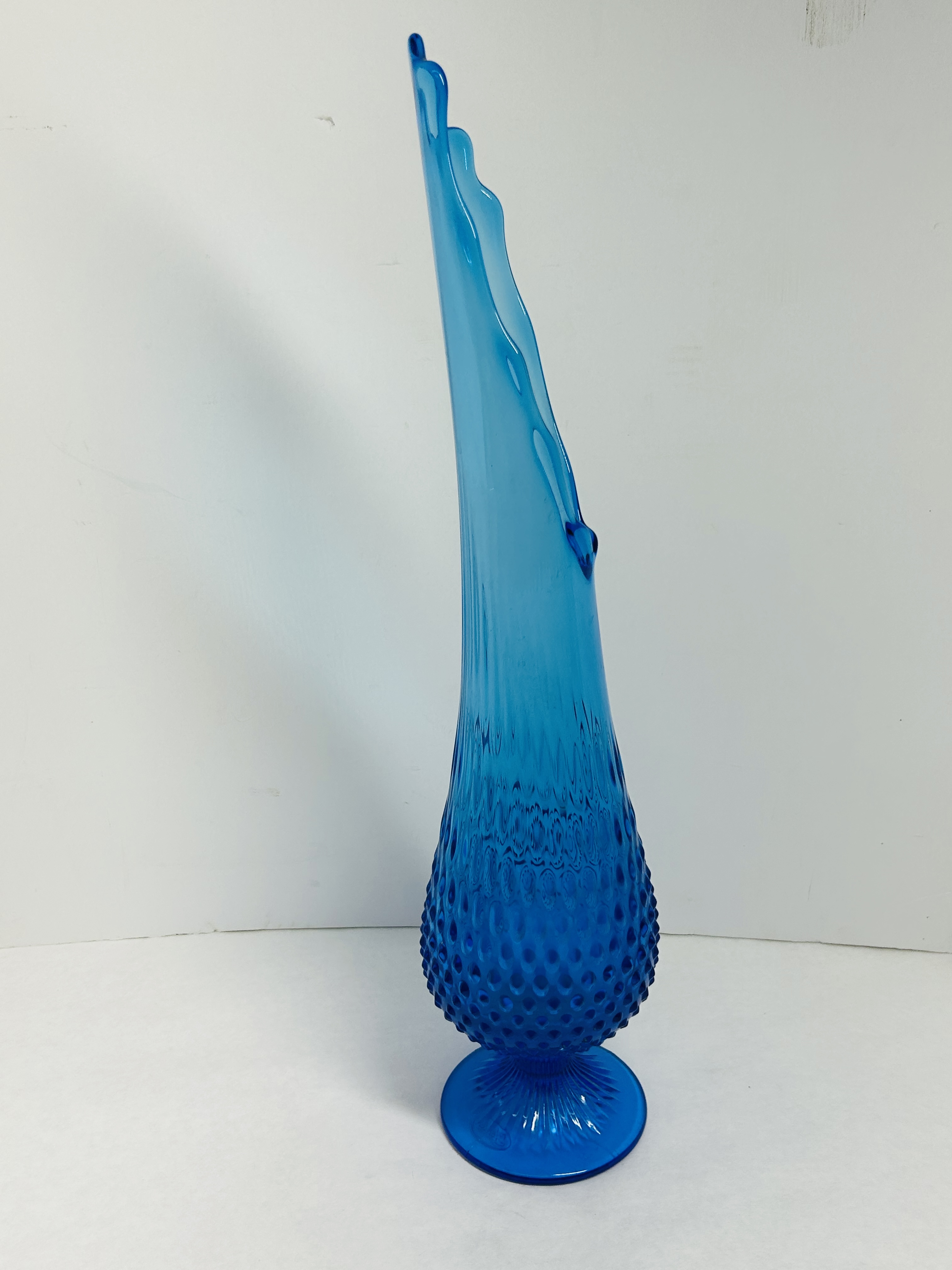MID-CENTURY HOBNAIL SWUNG GLASS VASE