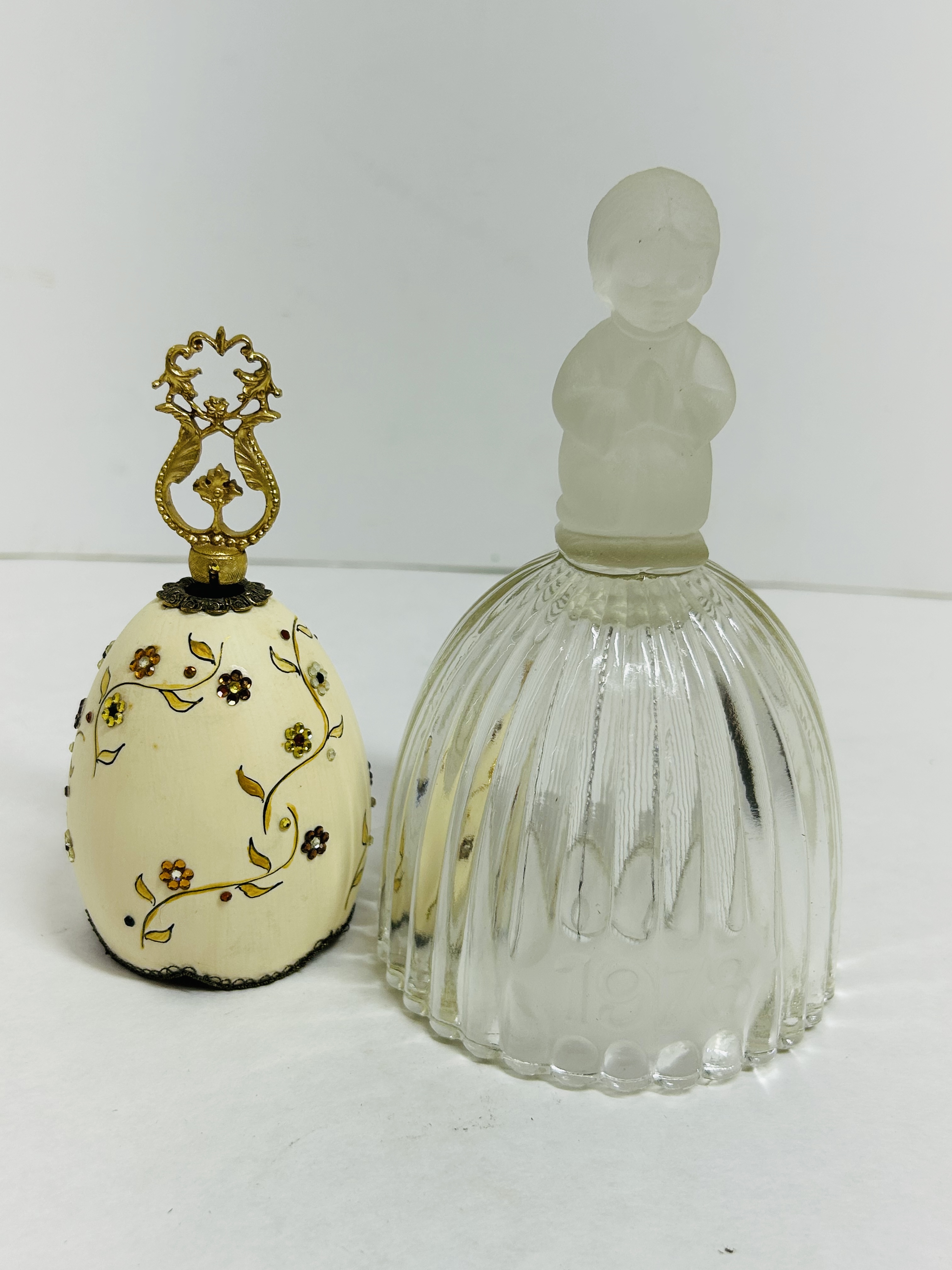 VINTAGE CERAMIC AND GLASS BELLS