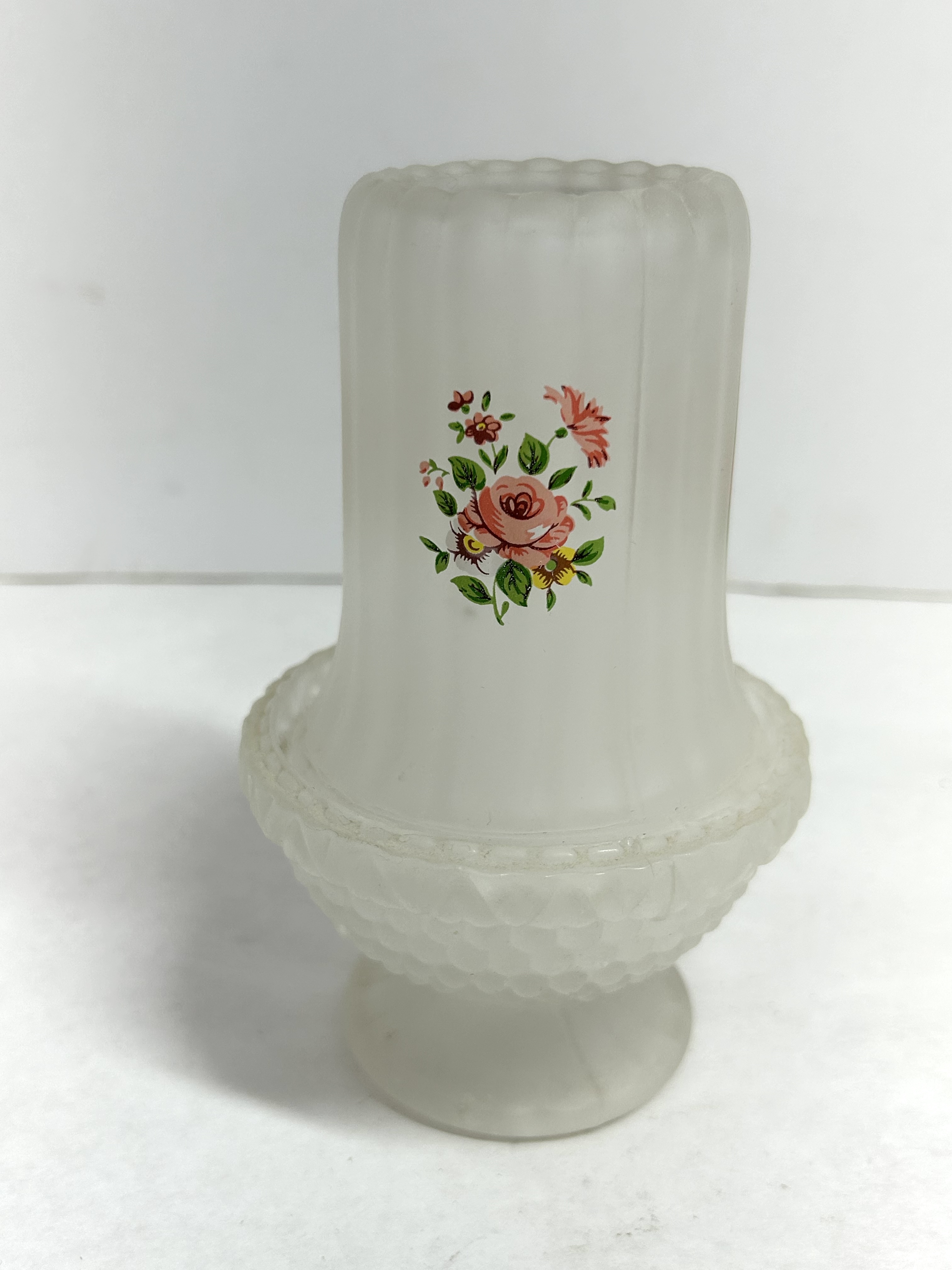 WESTMORELAND FROSTED GLASS FAIRY LAMP