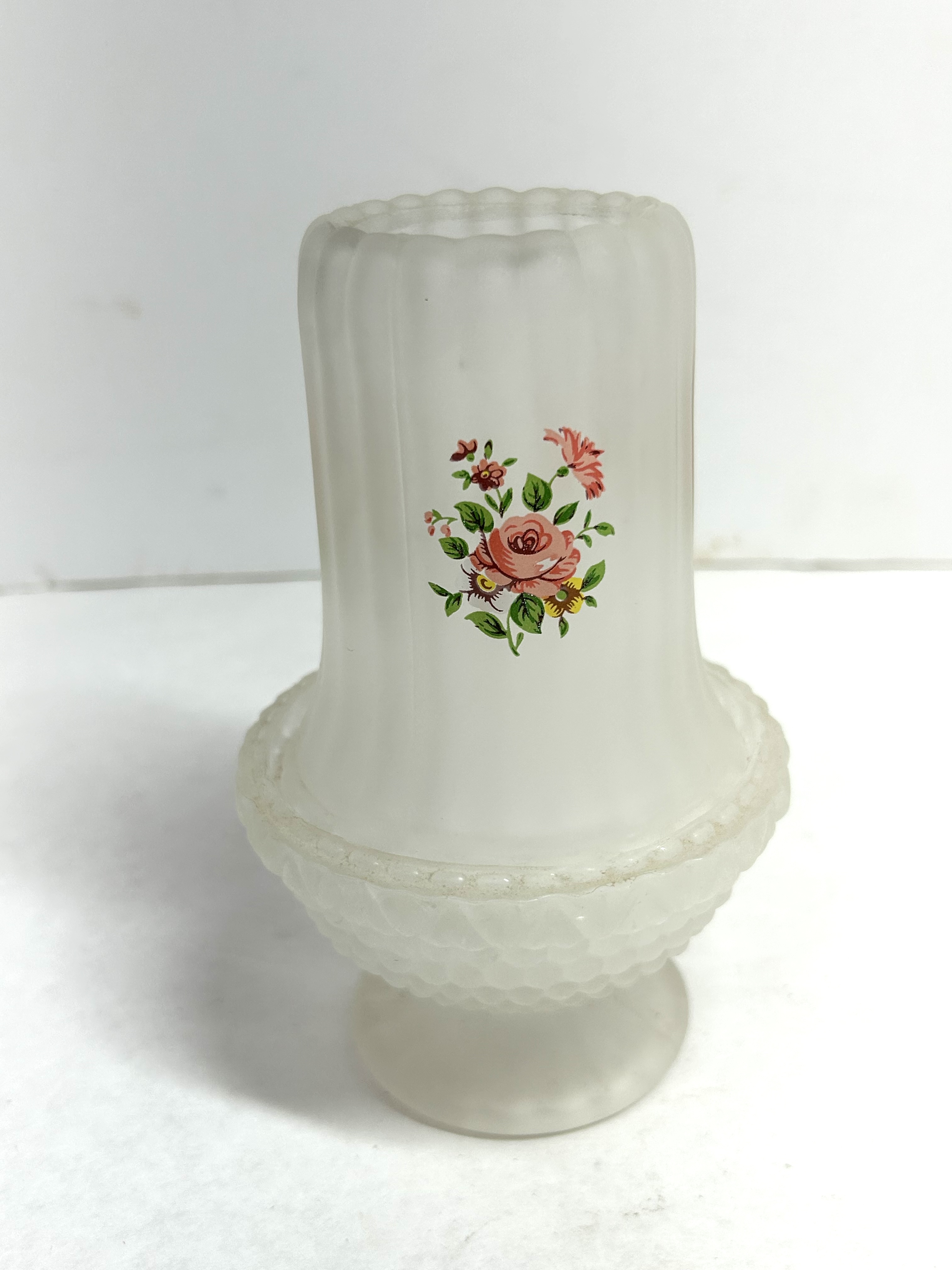 WESTMORELAND FROSTED GLASS FAIRY LAMP