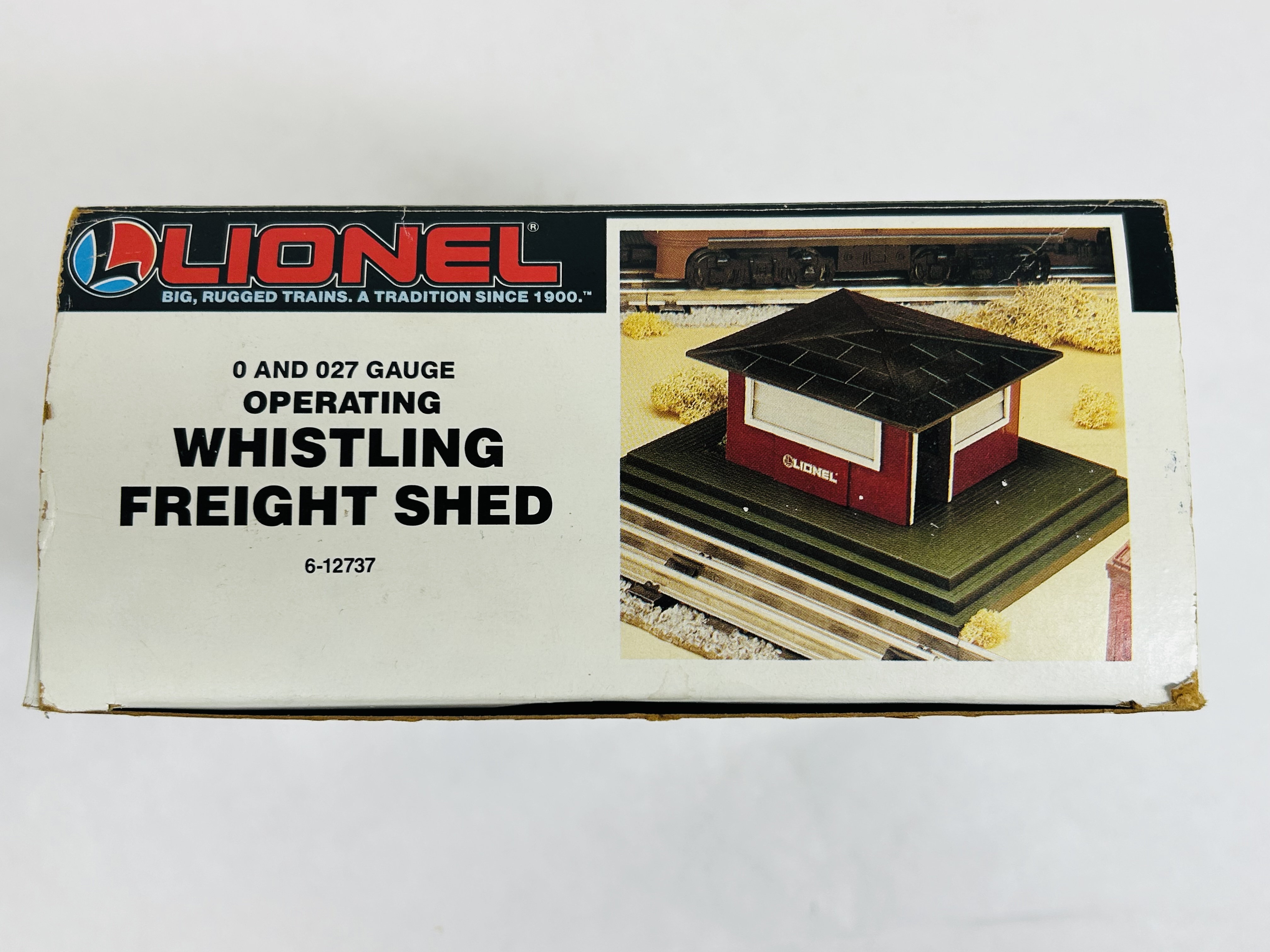 LIONEL WHISTLING FREIGHT SHED, 1990S