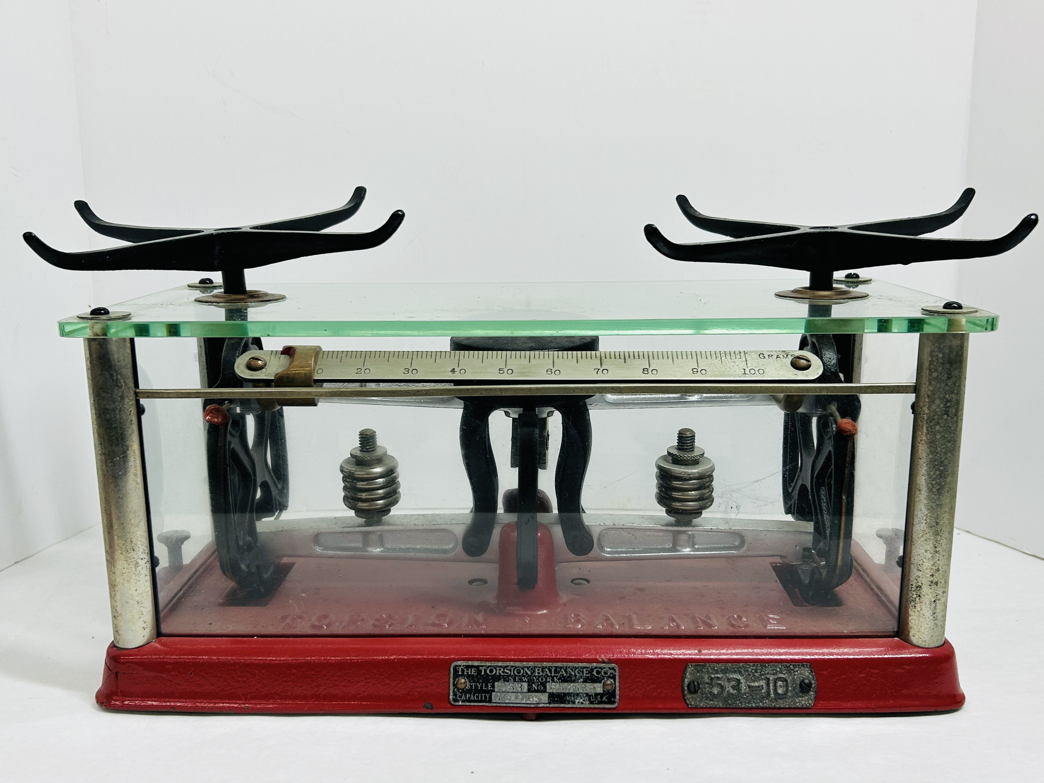 TORSION BALANCE CO. GLASS SCALE, 1940