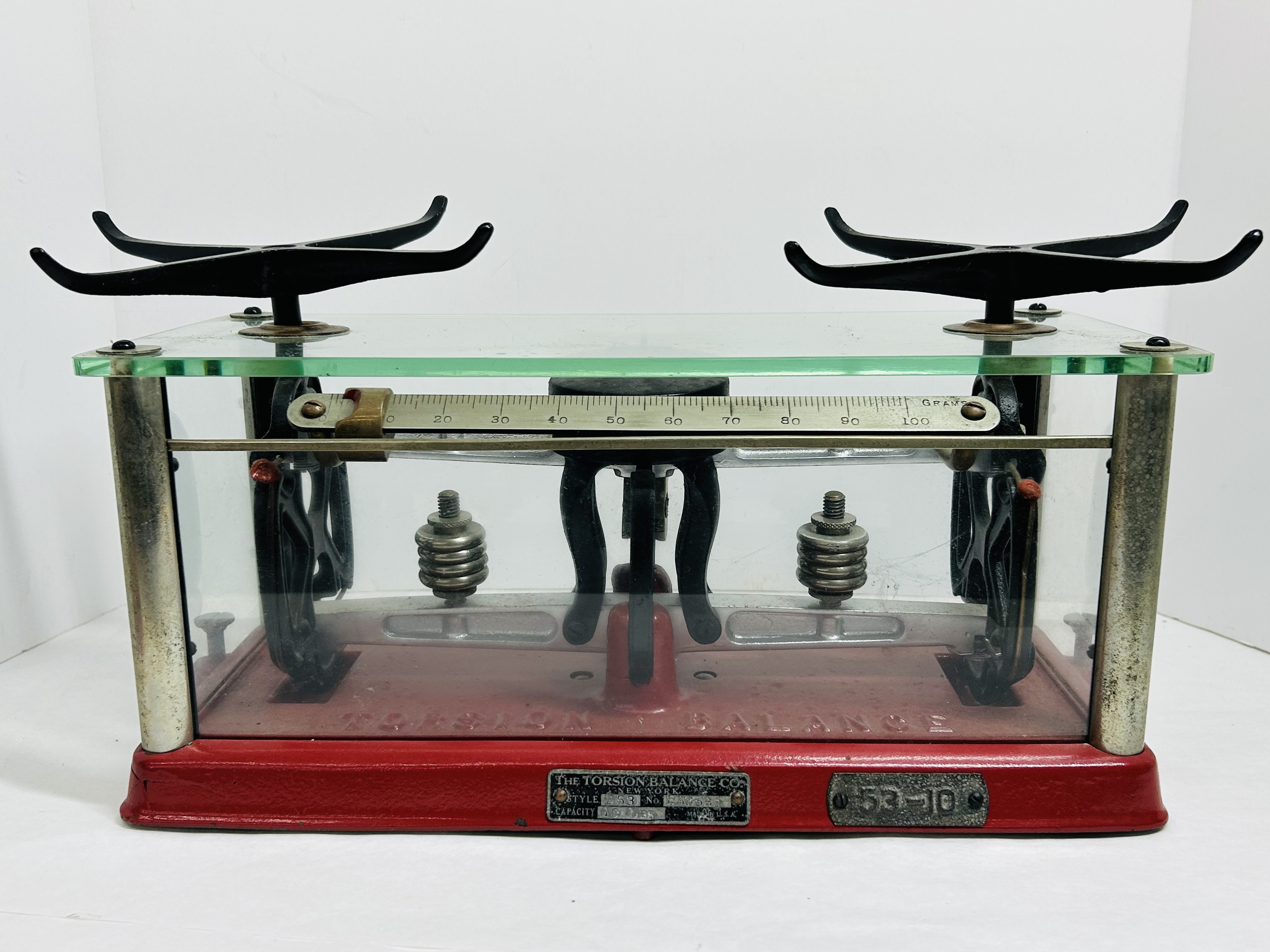 TORSION BALANCE CO. GLASS SCALE, 1940