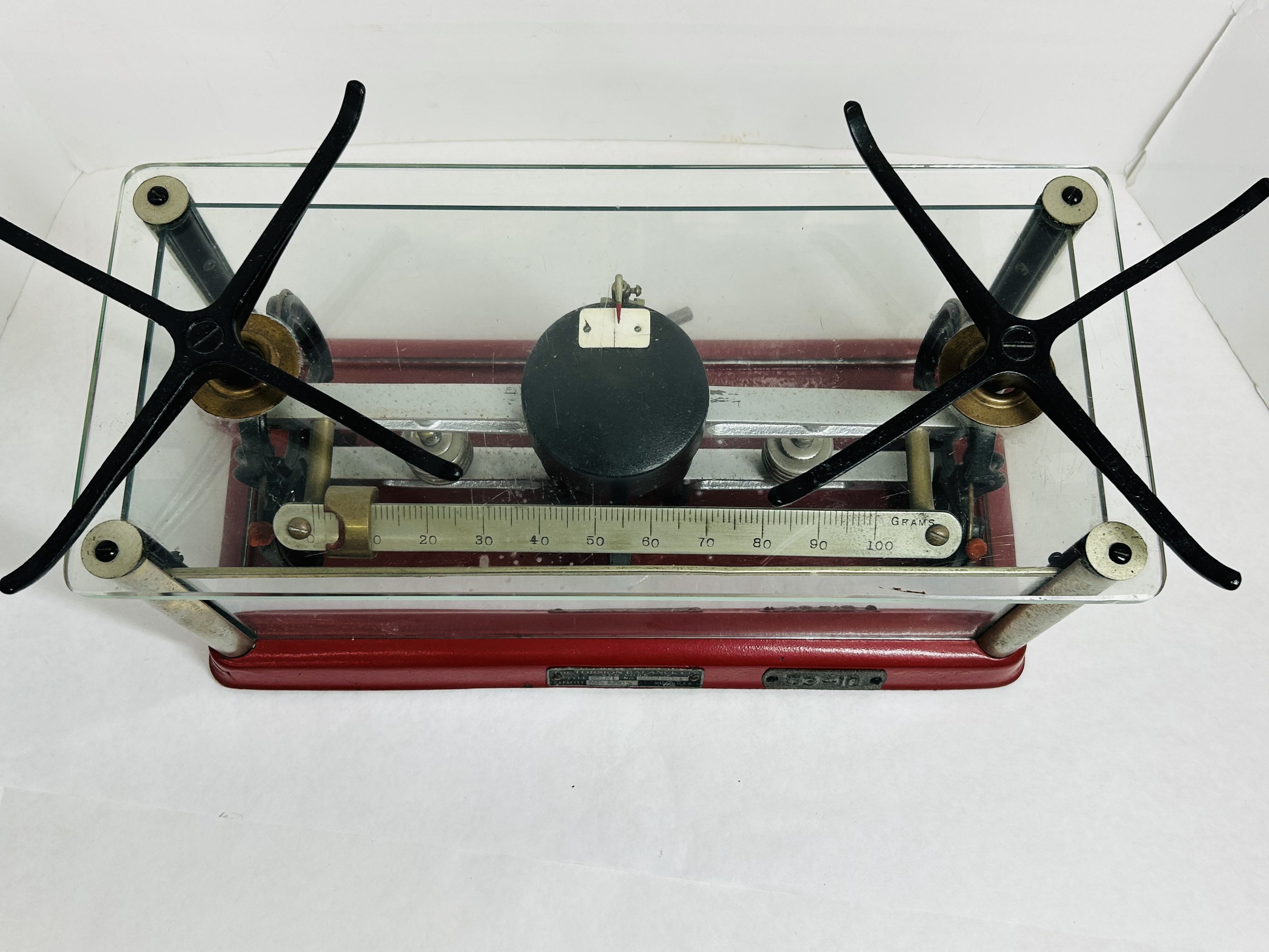 TORSION BALANCE CO. GLASS SCALE, 1940