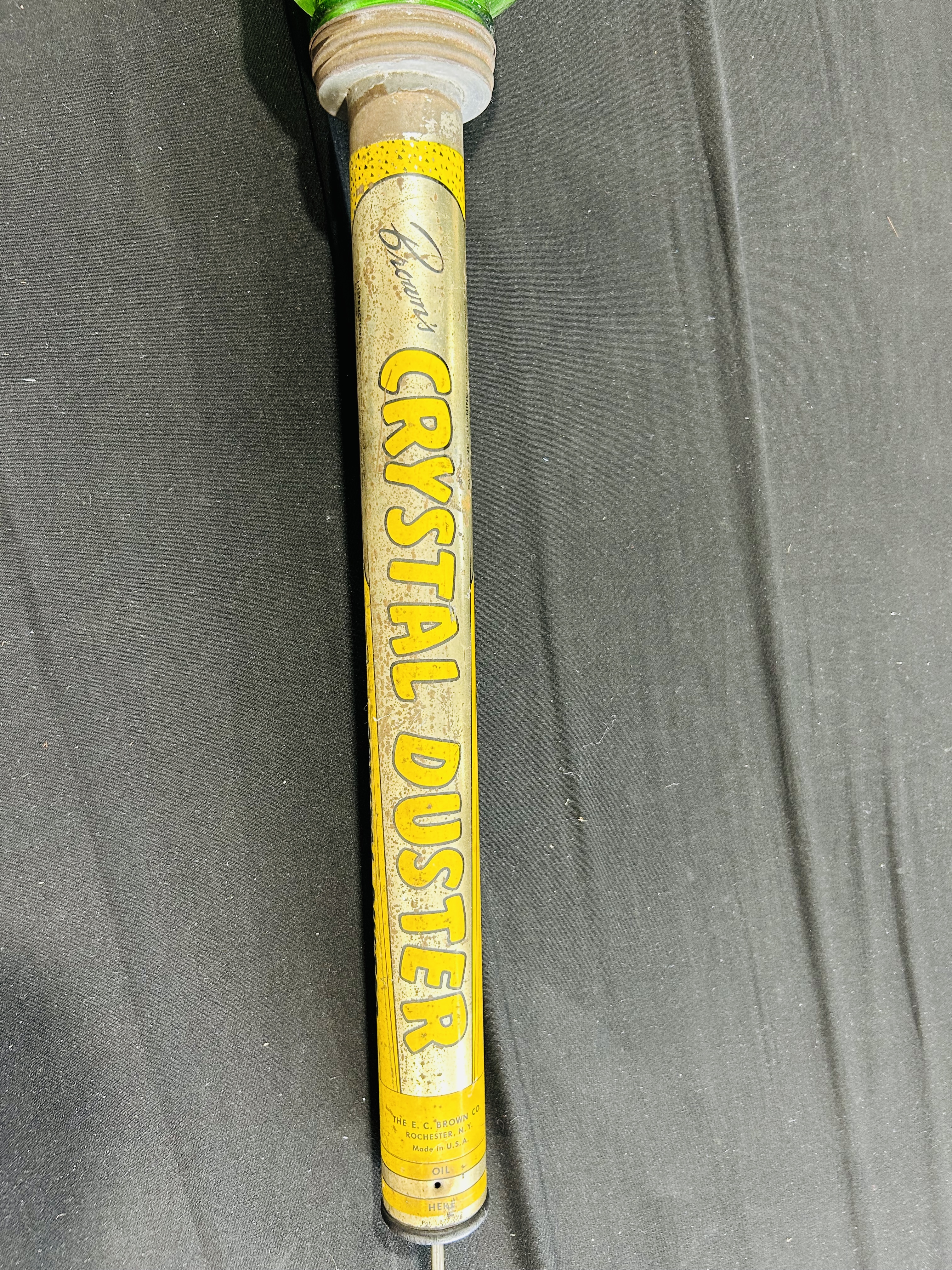 BROWN'S CRYSTAL DUSTER, GLASS AND METAL, MID-20TH CENTURY