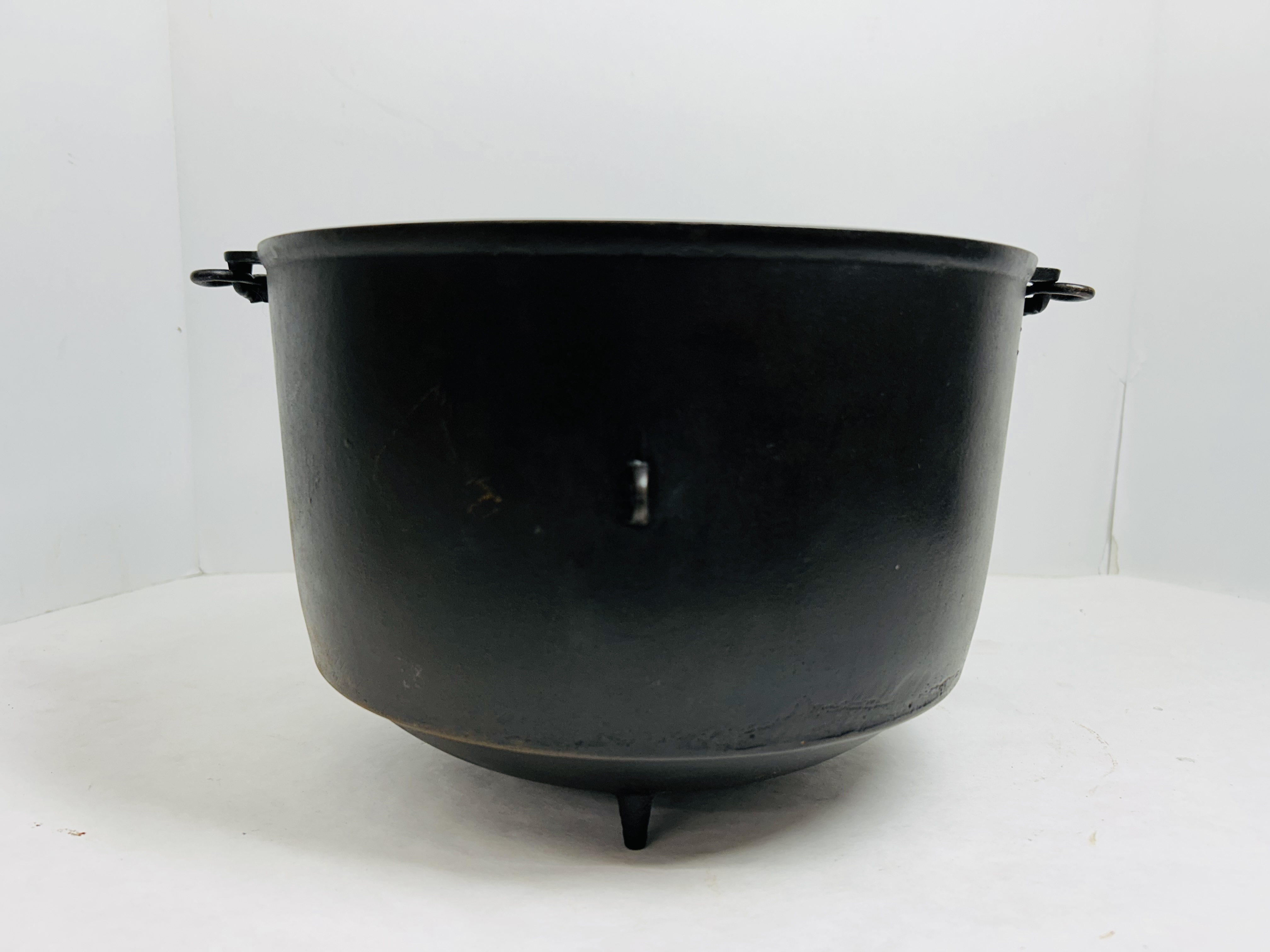 GRISWOLD ERIE CAST IRON KETTLE 1891