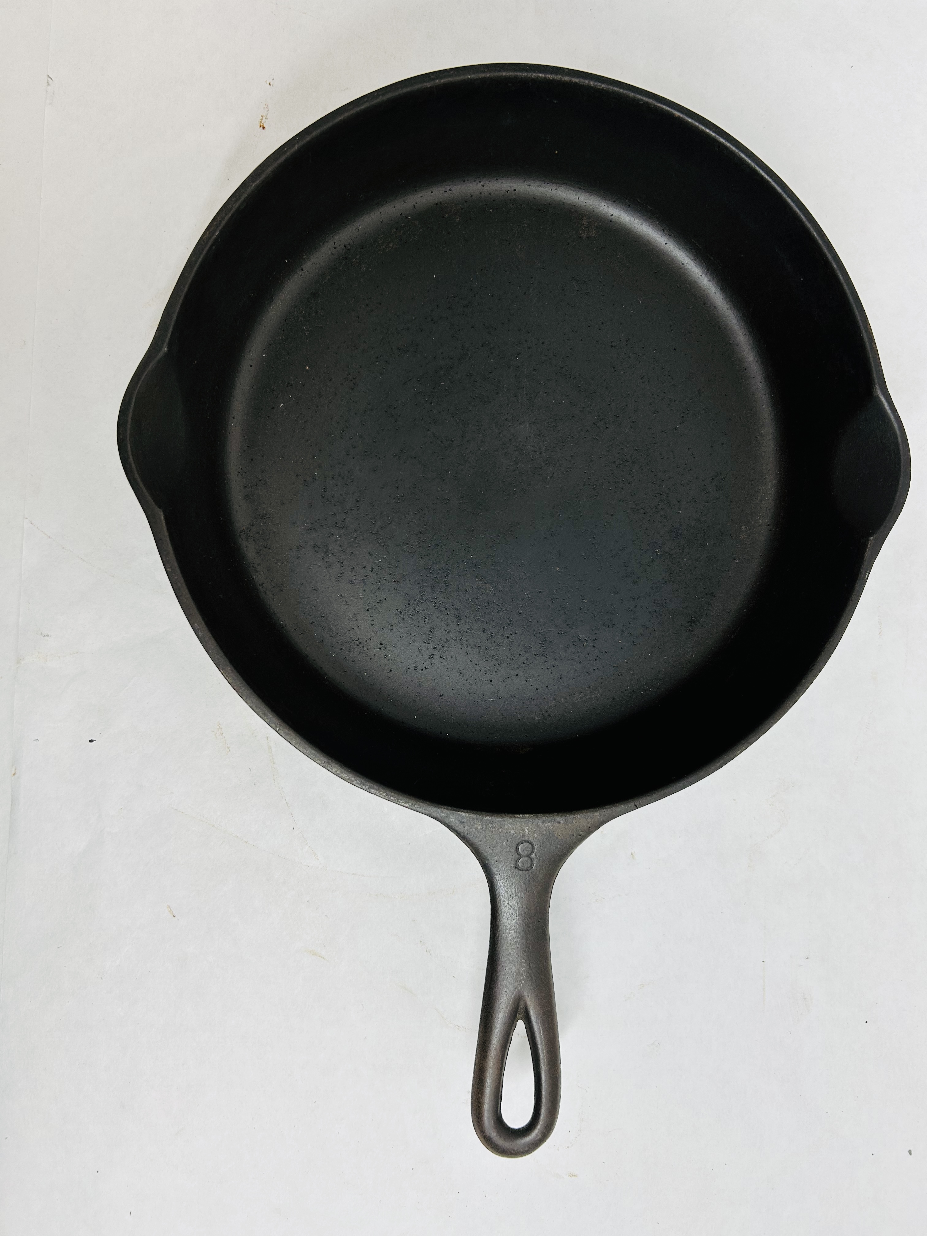 WAGNER WARE #8 CAST IRON SKILLET, MID-CENTURY
