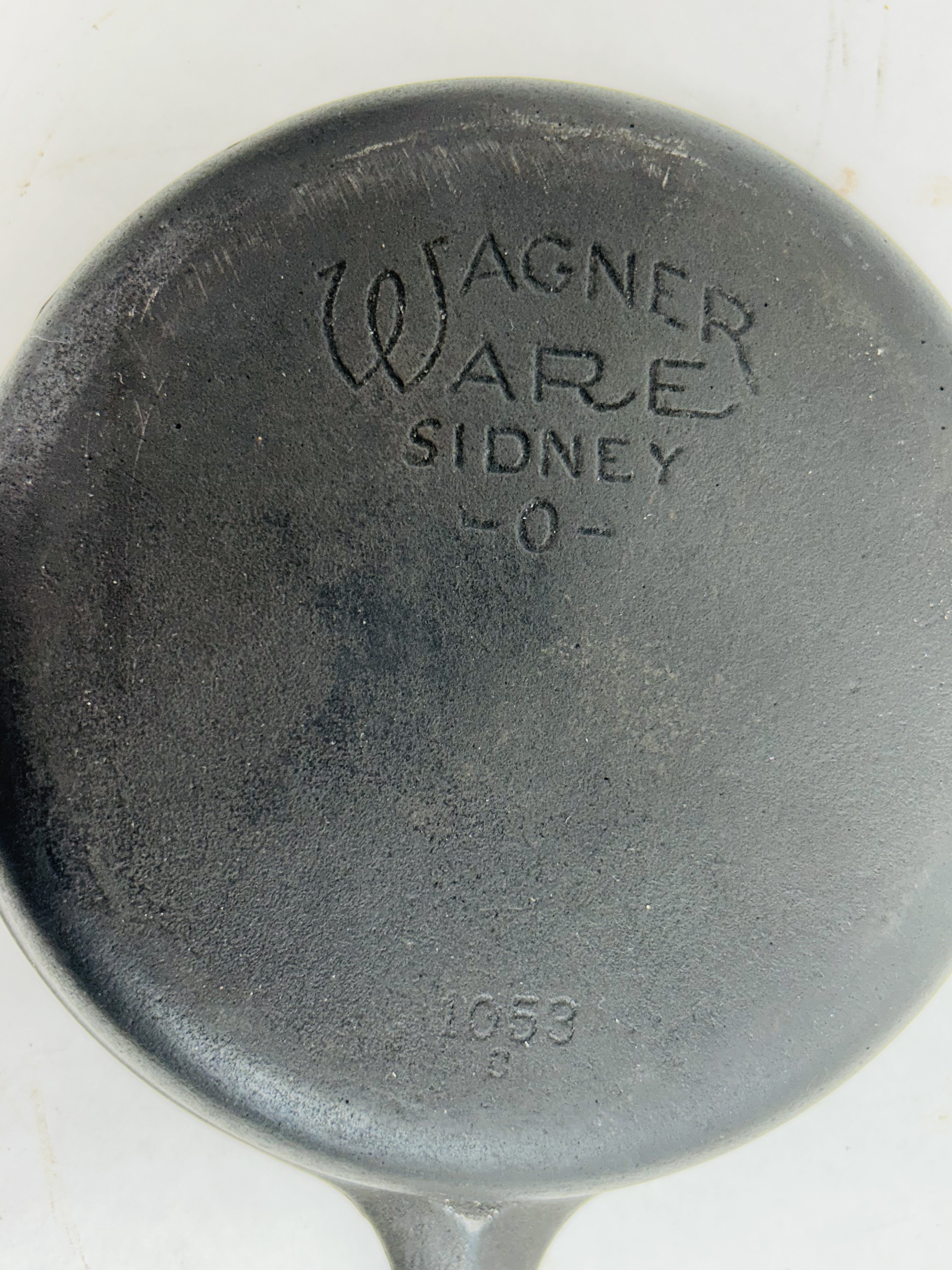 WAGNER WARE #3 CAST IRON SKILLET, 1940S