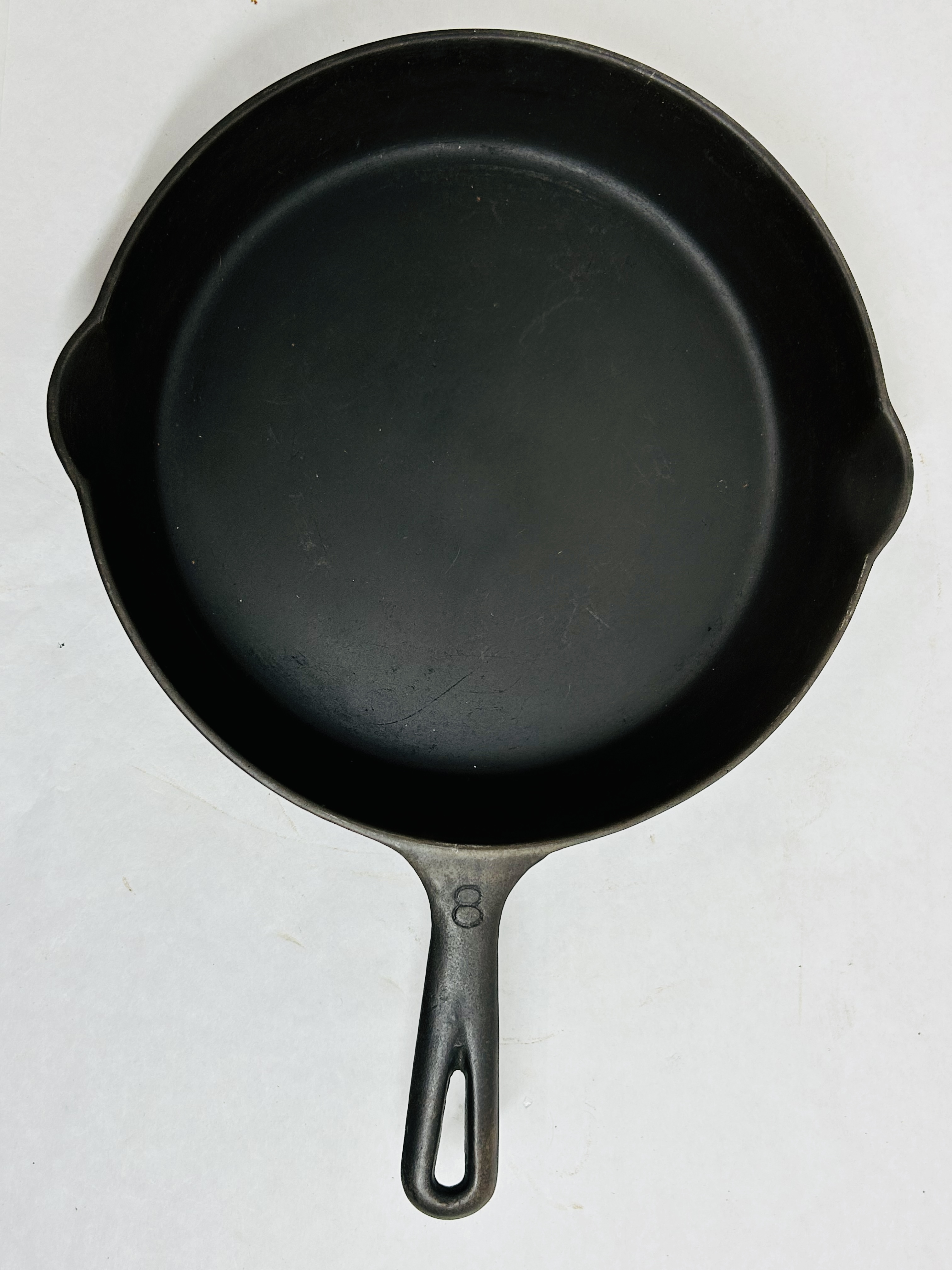 CRESCENT OZARK CAST IRON SKILLET