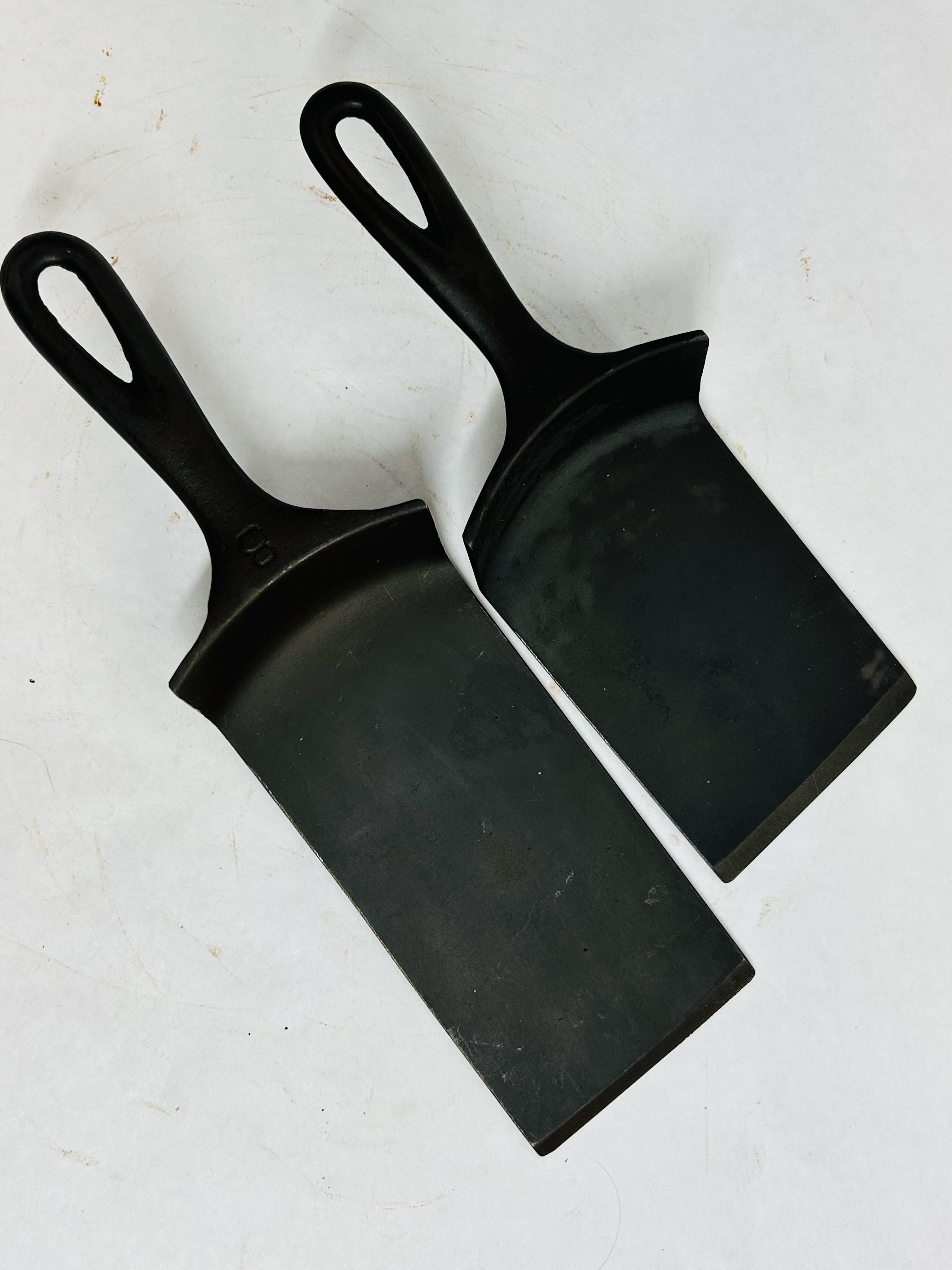 GRISWOLD AND VINTAGE CAST IRON SCRAPERS, 1930S