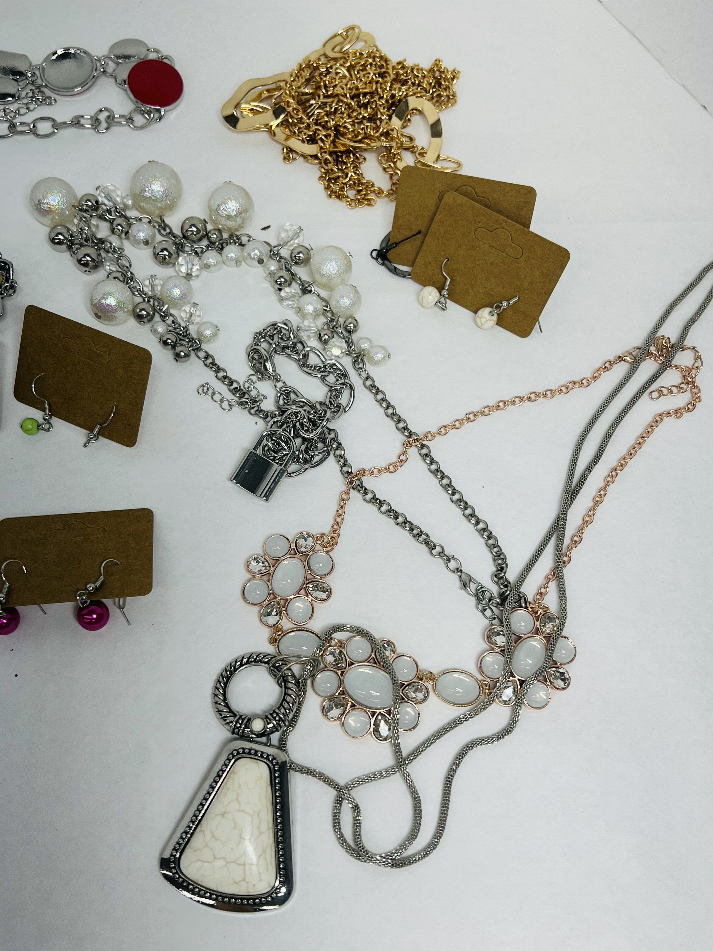 CONTEMPORARY BASE METAL COSTUME JEWELRY