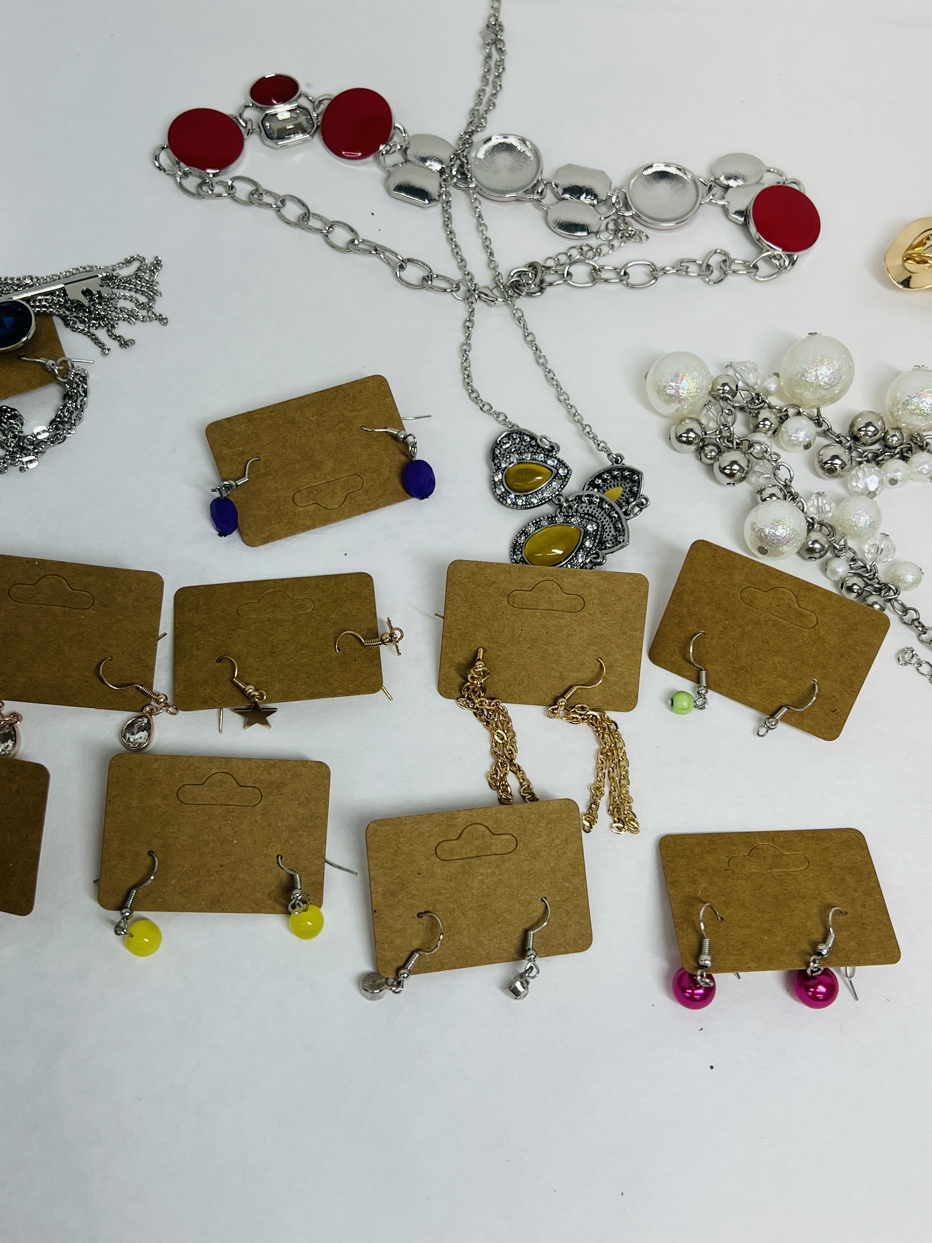 CONTEMPORARY BASE METAL COSTUME JEWELRY