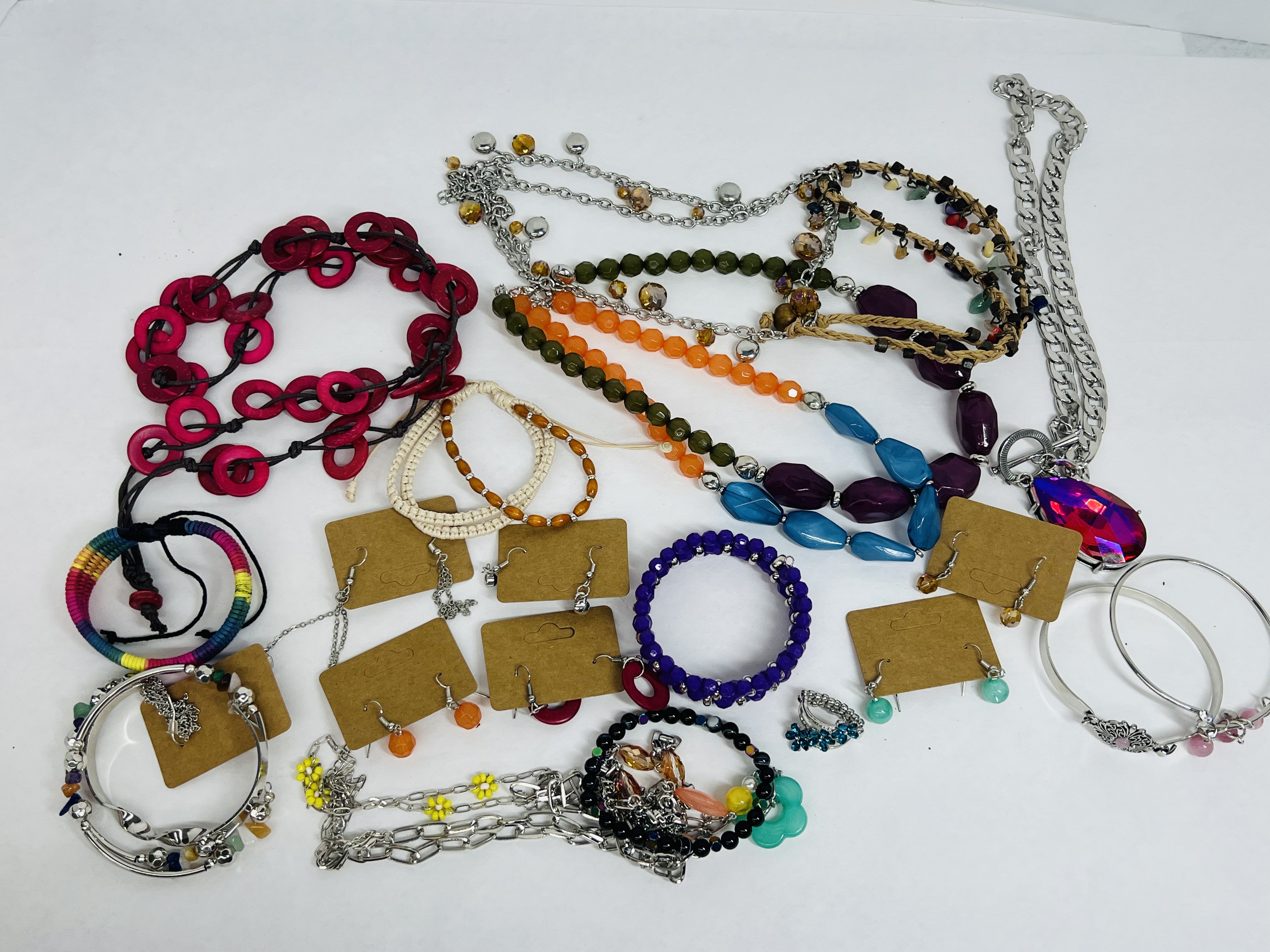 VARIOUS MAKERS, EIGHTEEN-PIECE COSTUME JEWELRY, CONTEMPORARY