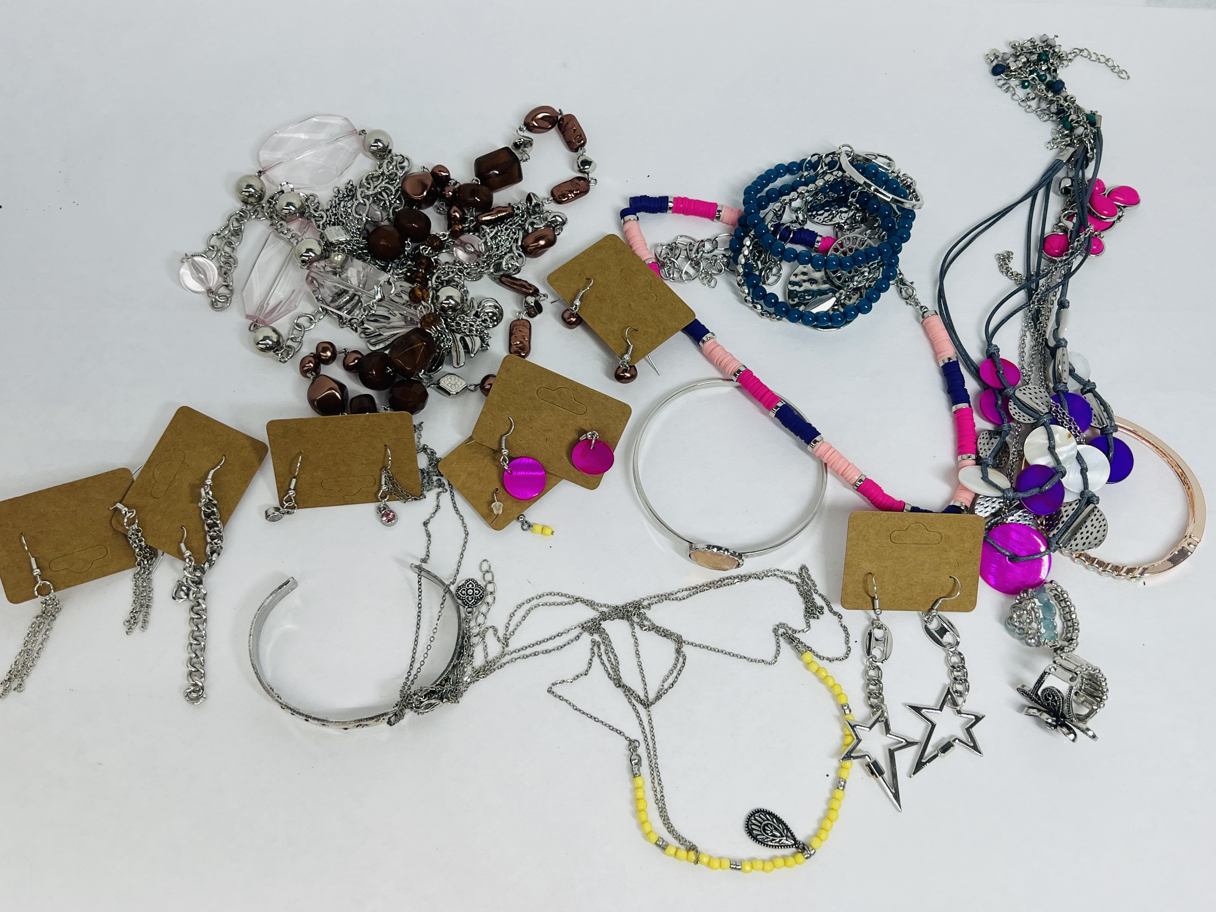 PAPARAZZI ASSORTED COSTUME JEWELRY COLLECTION