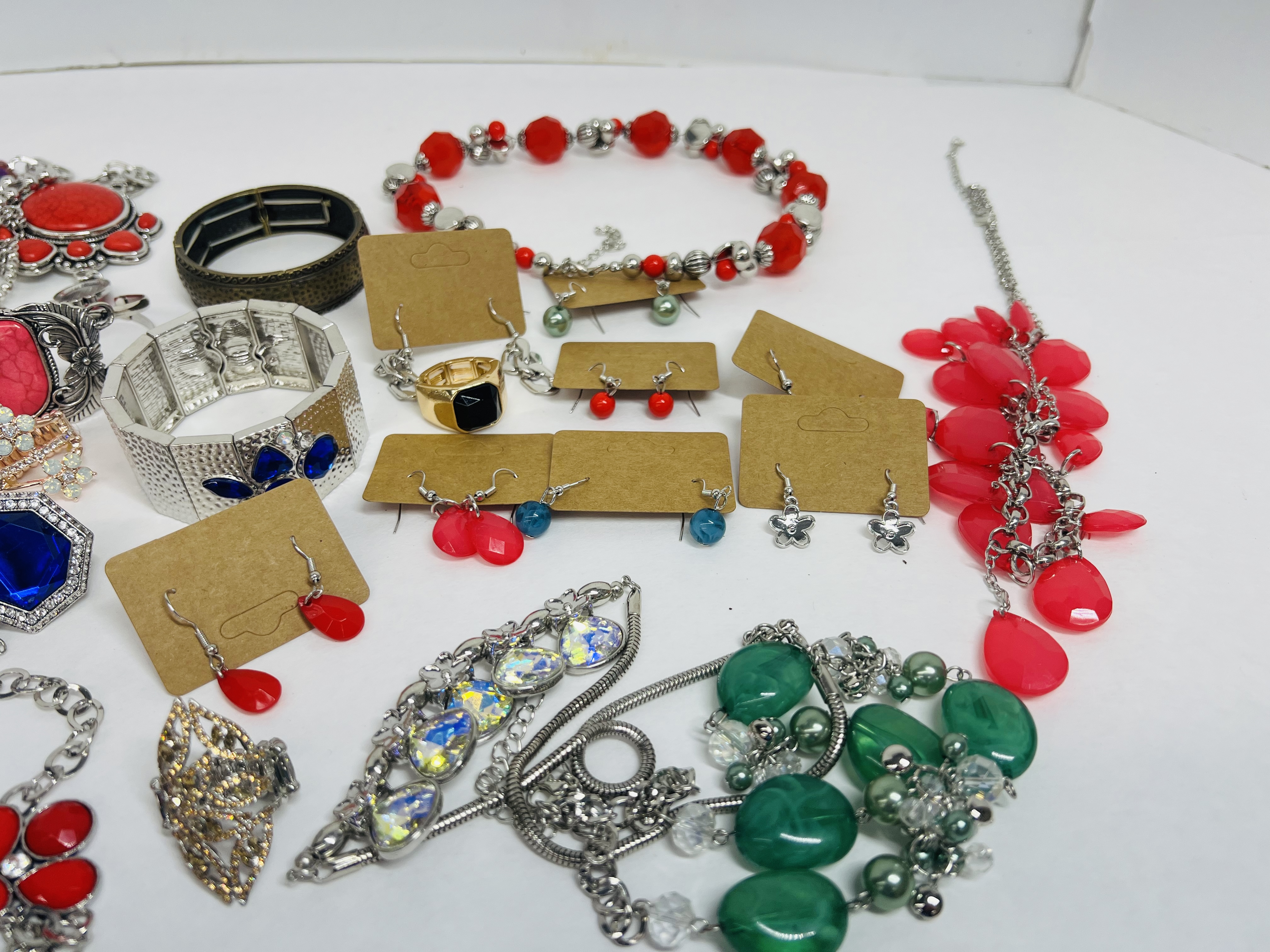 ASSORTED MIXED MEDIA COSTUME JEWELRY, CIRCA 2000