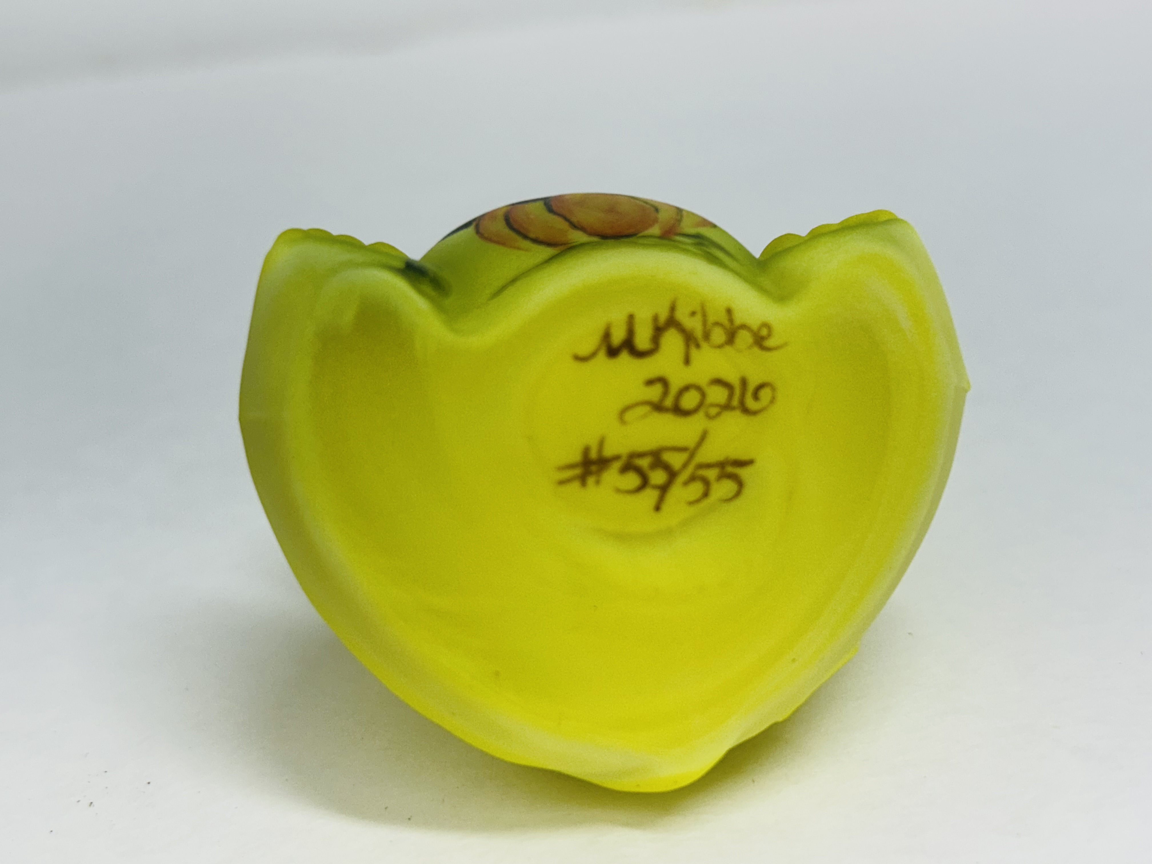 FENTON GLASS HIPPO FIGURINE, 2020