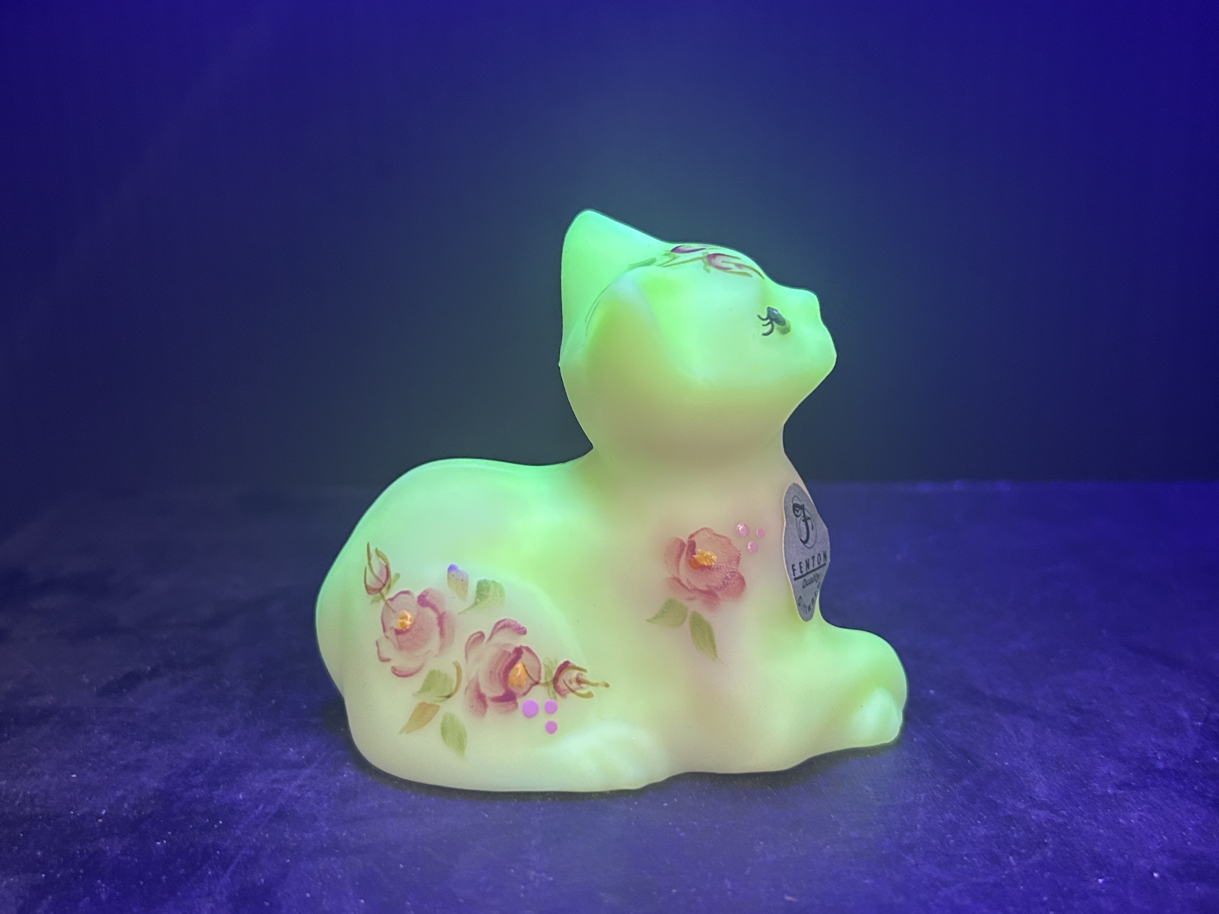 FENTON HAND-PAINTED BURMESE GLASS CAT