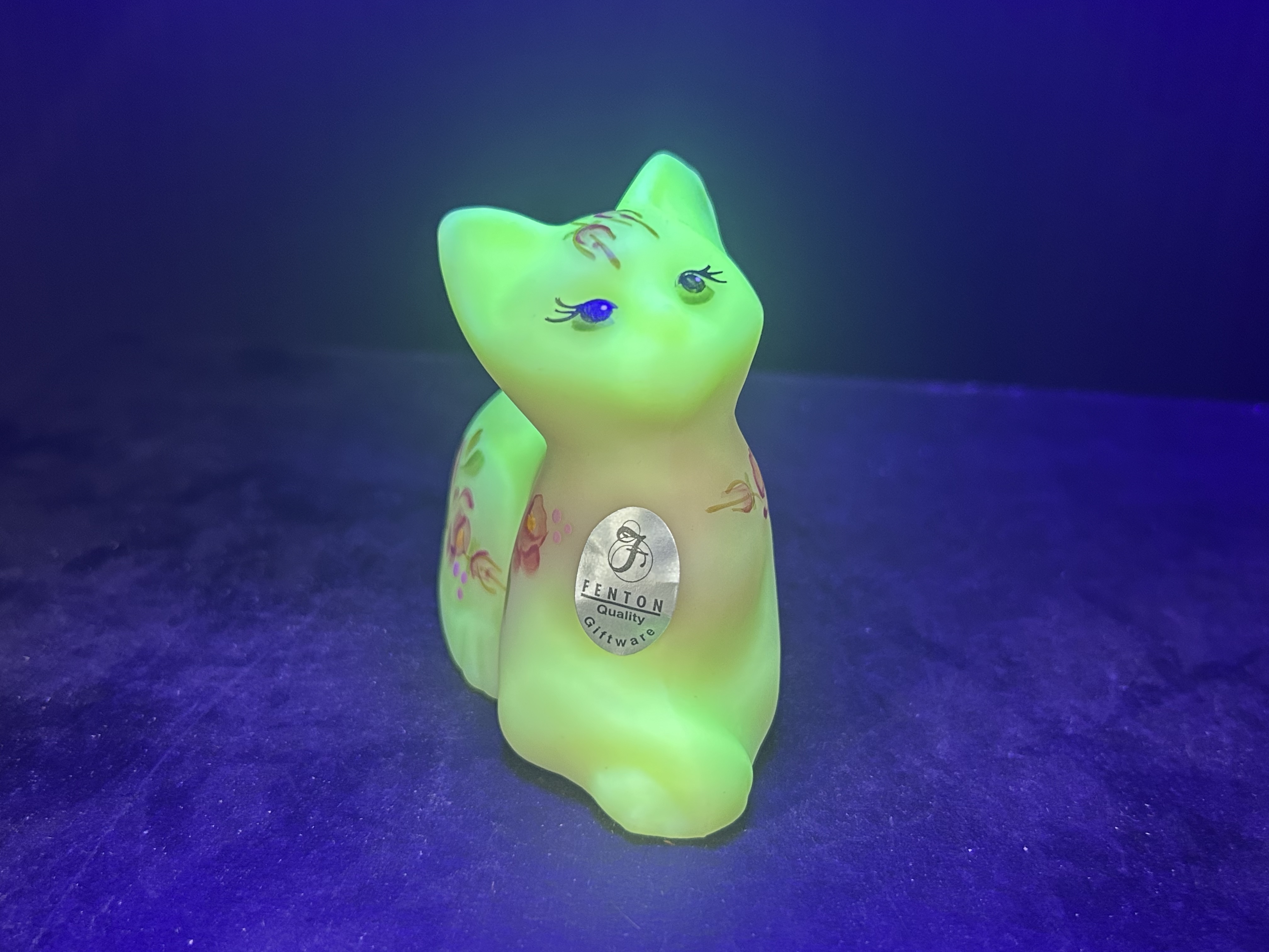 FENTON HAND-PAINTED BURMESE GLASS CAT
