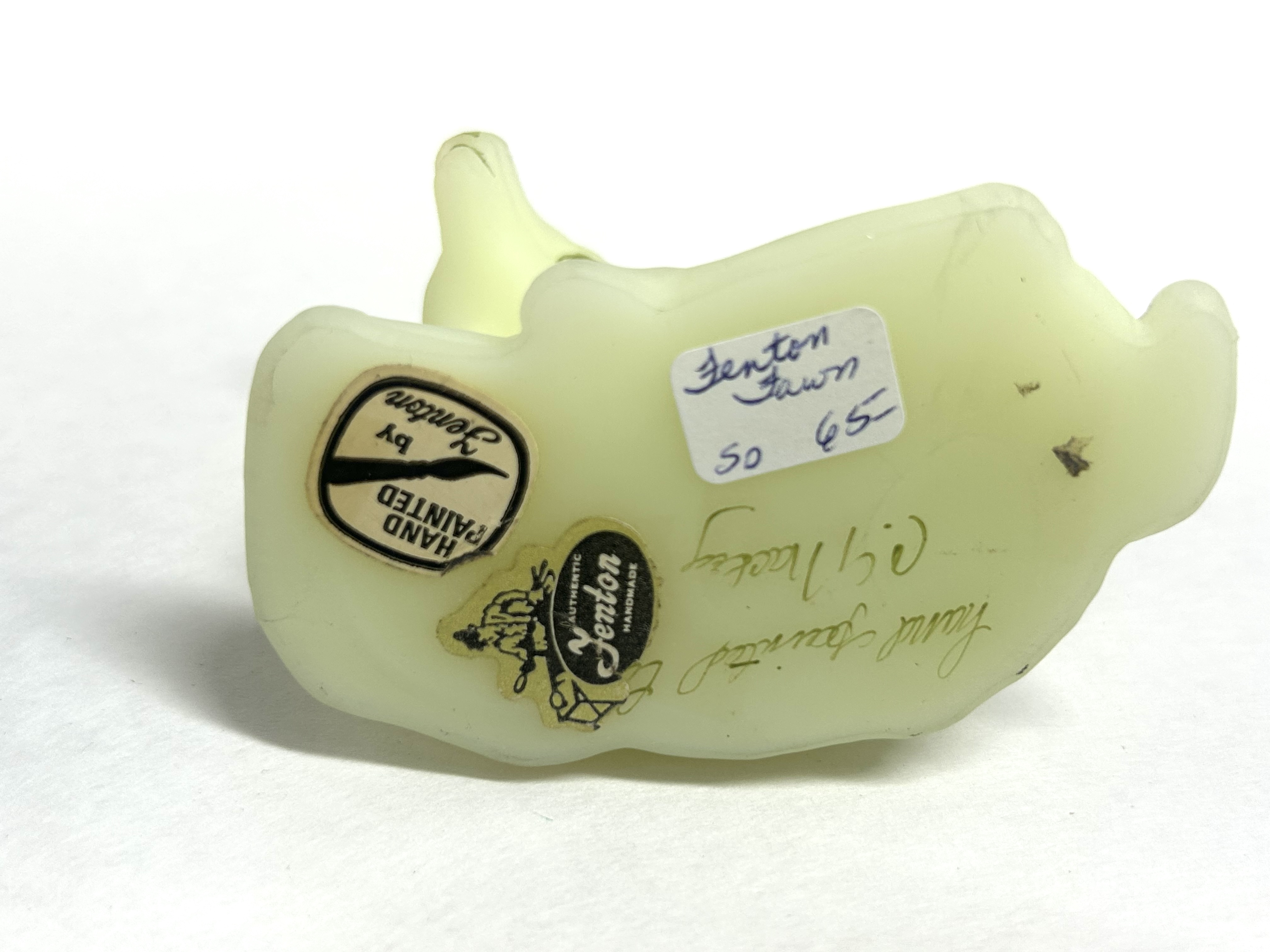 FENTON BURMESE SATIN FAWN, C. 1980