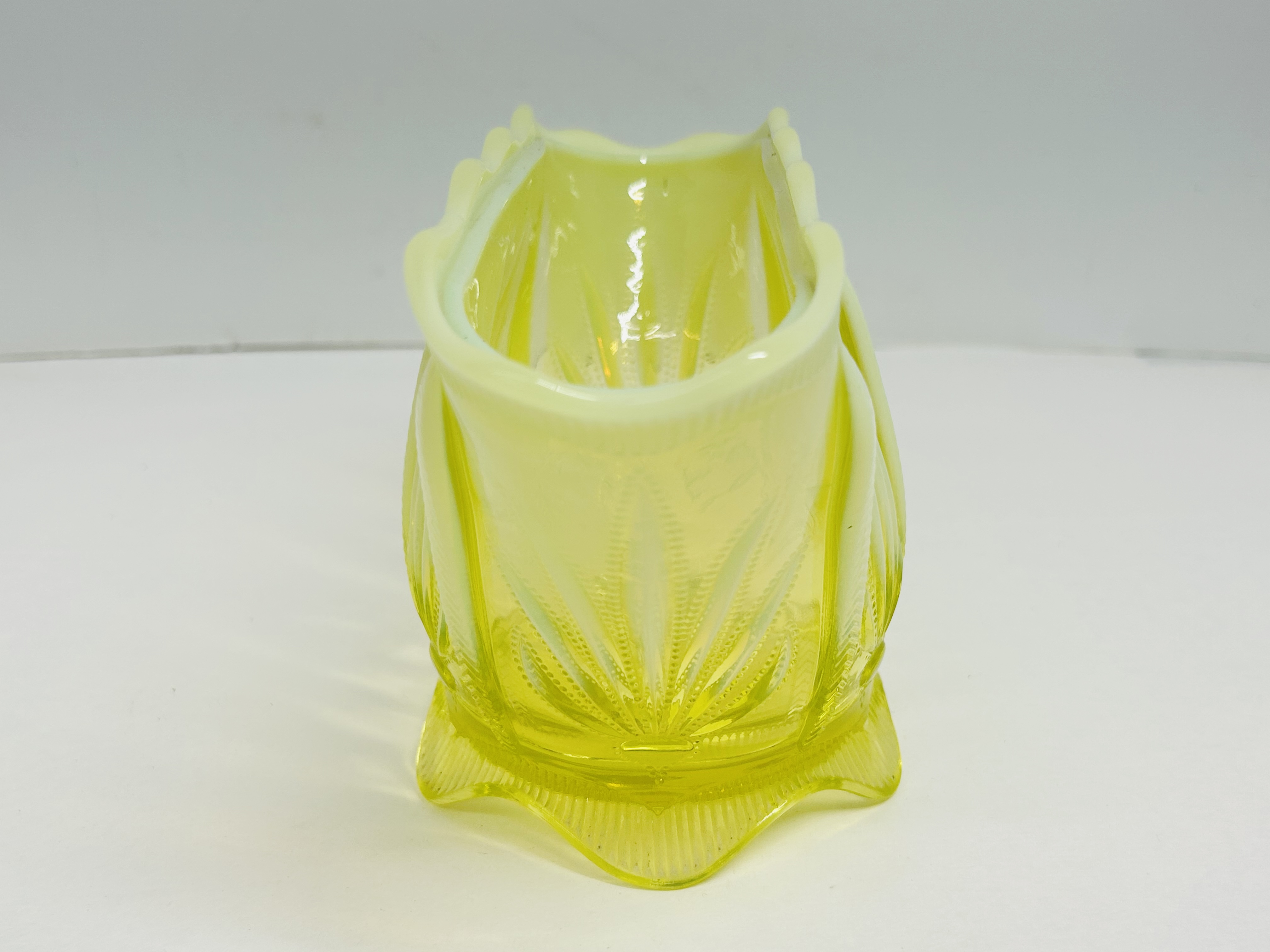 JEFFERSON URANIUM GLASS BOWL, 1905