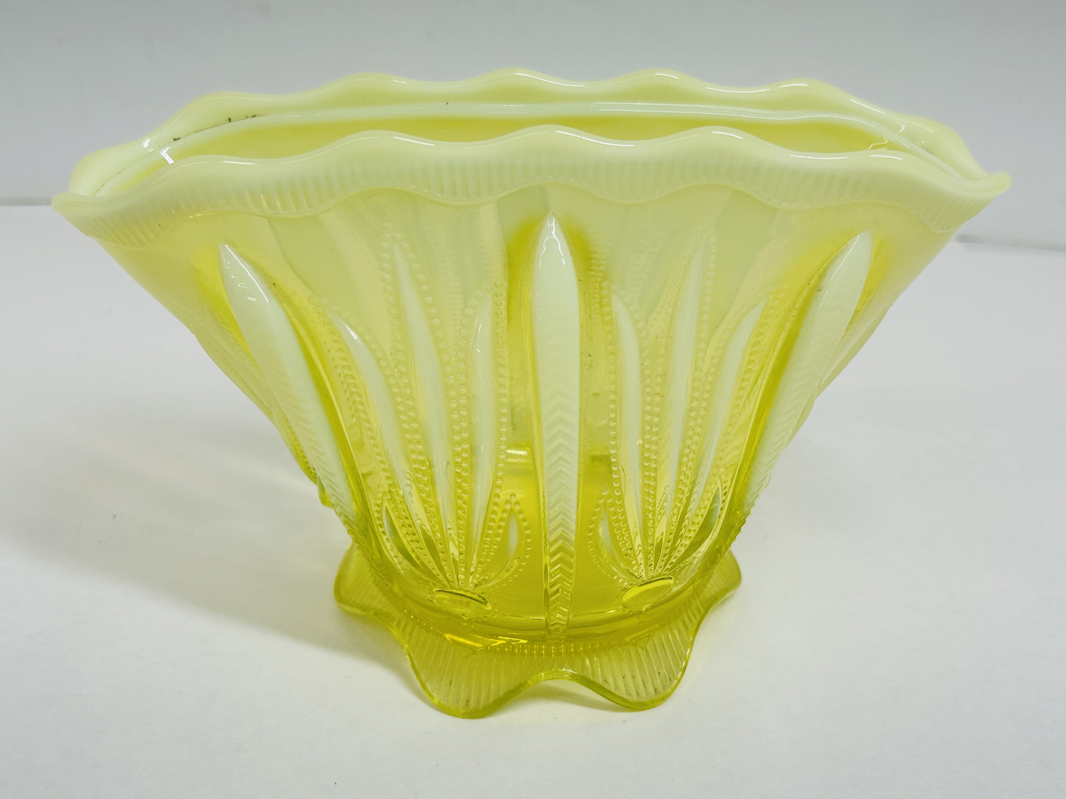 JEFFERSON URANIUM GLASS BOWL, 1905