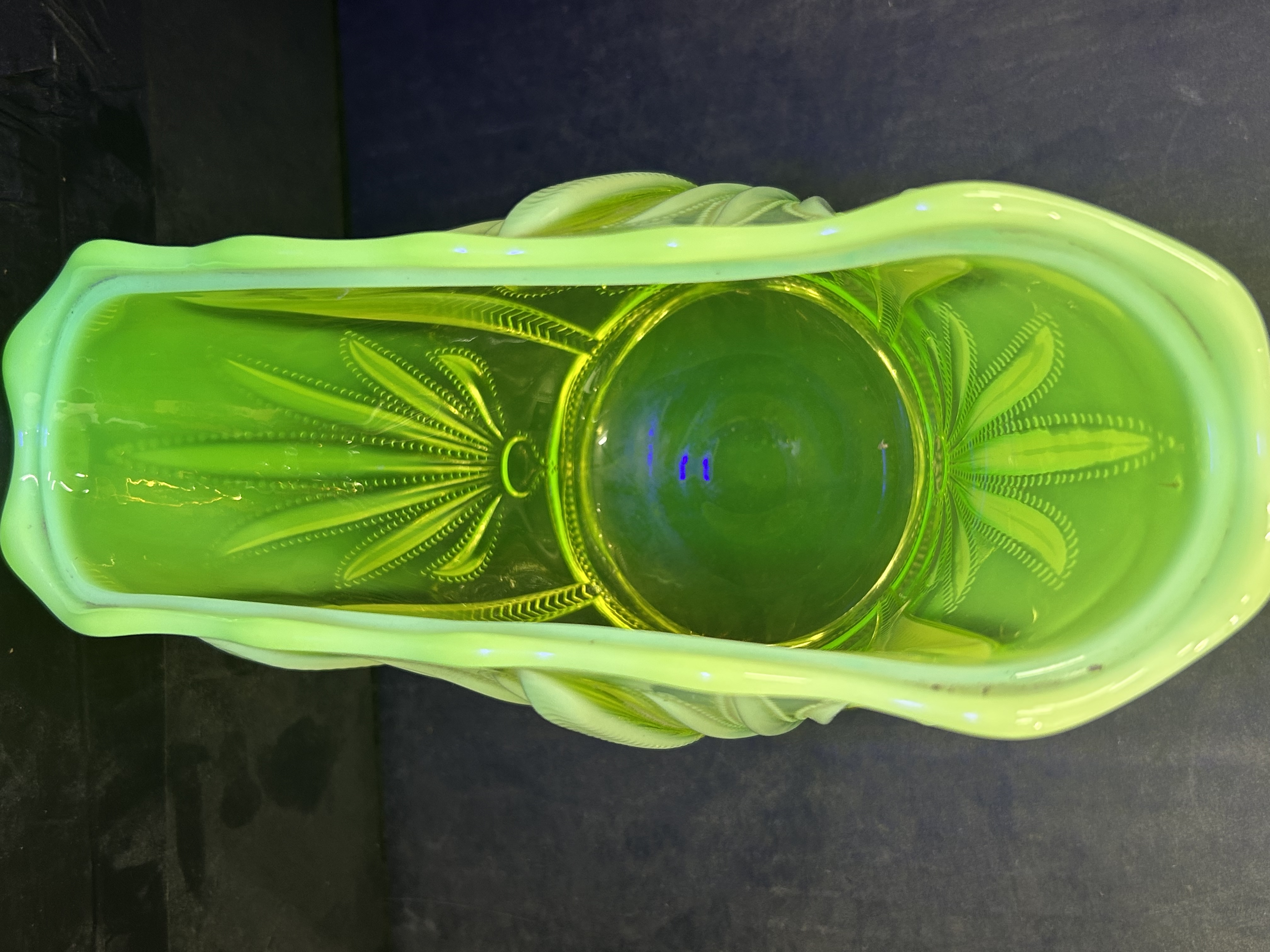 JEFFERSON URANIUM GLASS BOWL, 1905